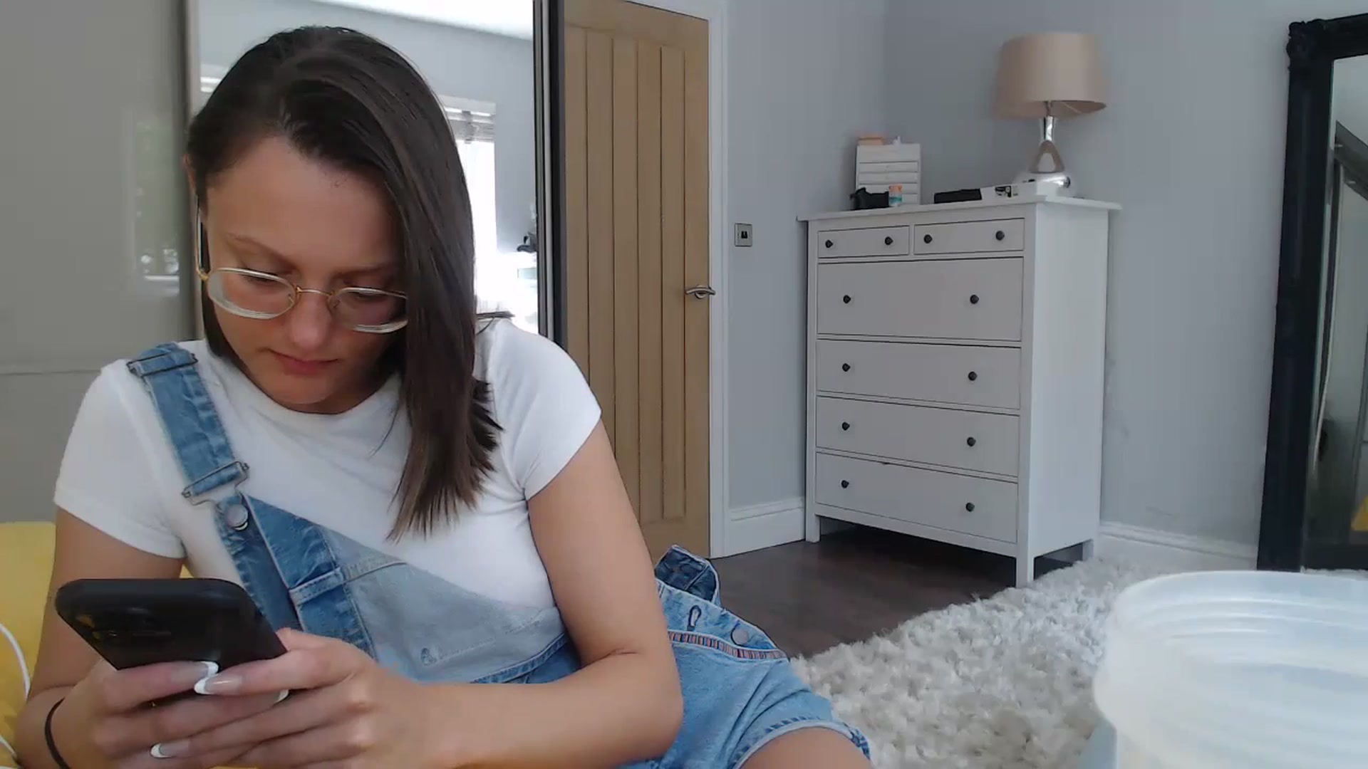 Gallery image thumbnail from ruby_oharax's myfreecams stream on, 05/07/2024, 12:26 image 18 of 20