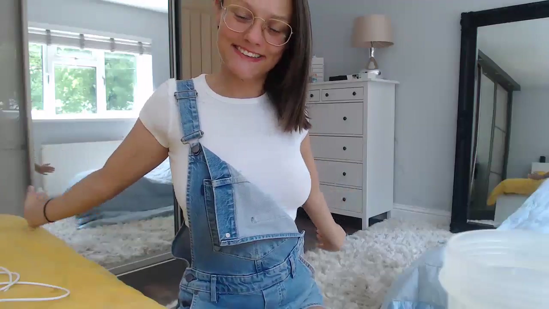 Gallery image thumbnail from ruby_oharax's myfreecams stream on, 05/07/2024, 12:26 image 15 of 20