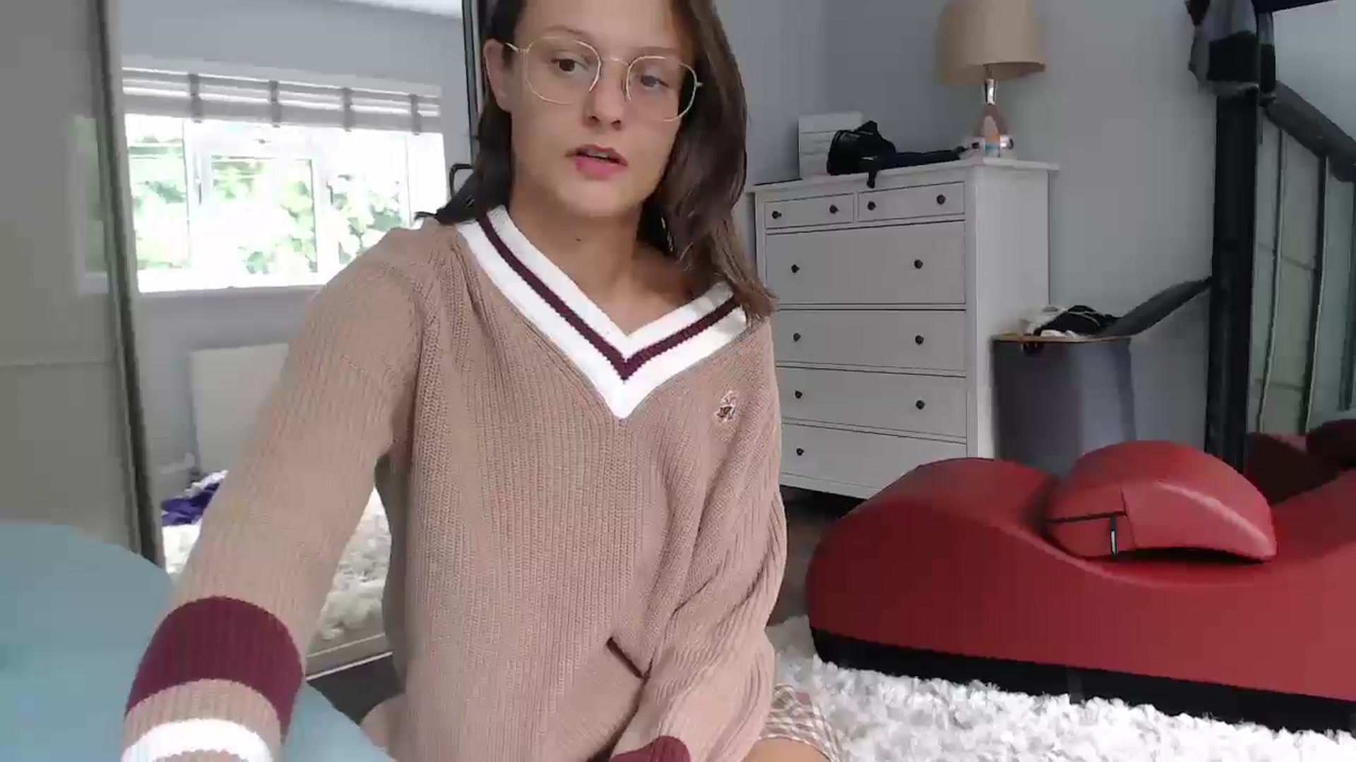 Gallery image thumbnail from ruby_oharax's myfreecams stream on, 06/13/2024, 13:02 image 10 of 20