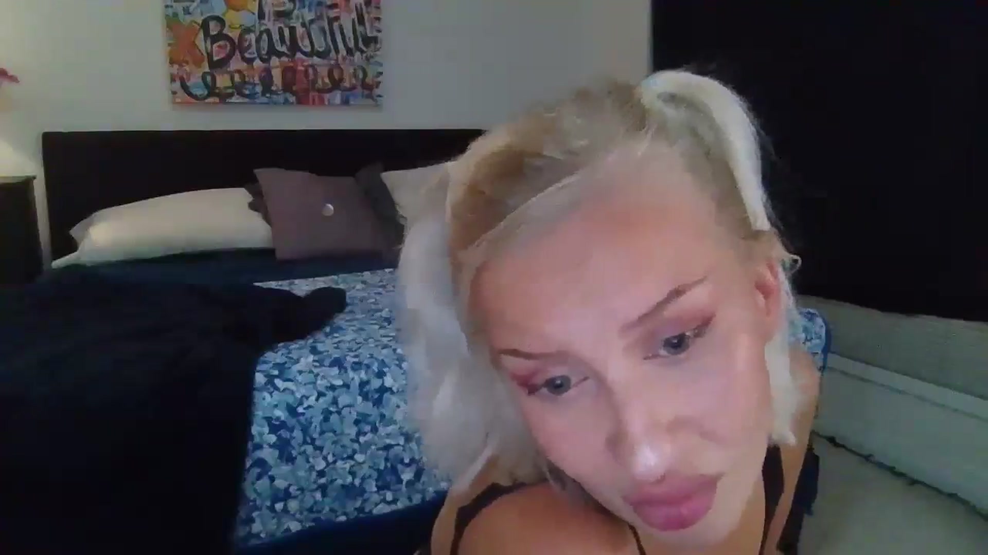 Gallery image thumbnail from russianbarbie's myfreecams stream on, 08/26/2025, 07:58 image 19 of 20