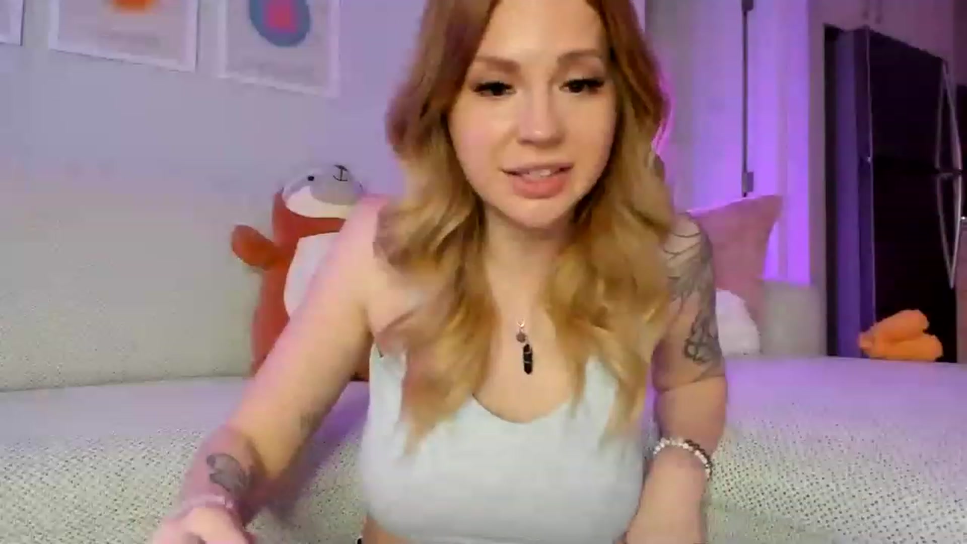 Gallery image thumbnail from ryleenova's myfreecams stream on, 02/24/2023, 03:29 image 17 of 20