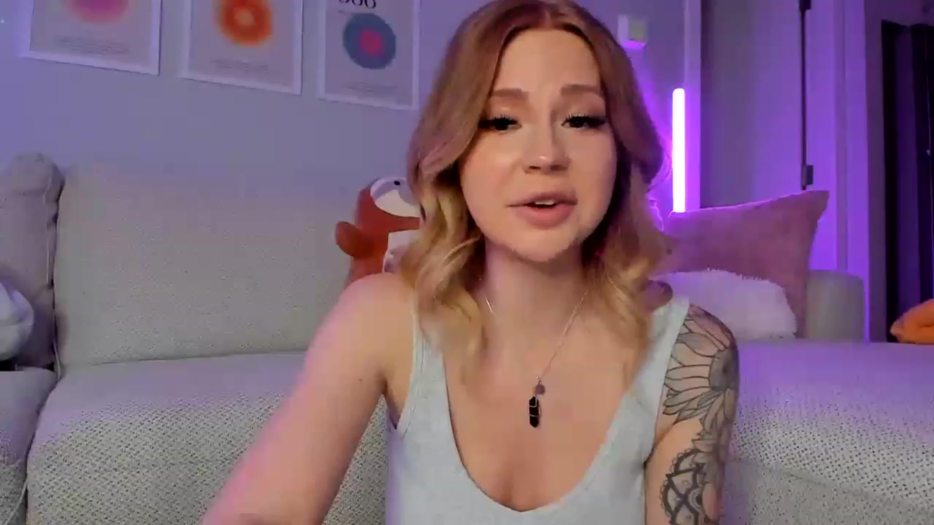 Gallery image thumbnail from ryleenova's myfreecams stream on, 02/24/2023, 03:29 image 5 of 20