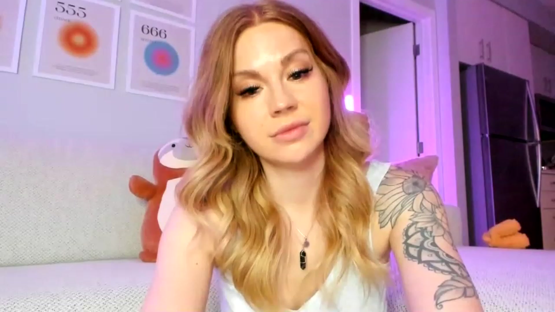 Gallery image thumbnail from ryleenova's myfreecams stream on, 02/24/2023, 04:30 image 15 of 20