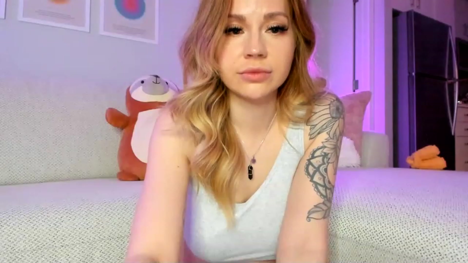 Gallery image thumbnail from ryleenova's myfreecams stream on, 02/24/2023, 04:30 image 1 of 20