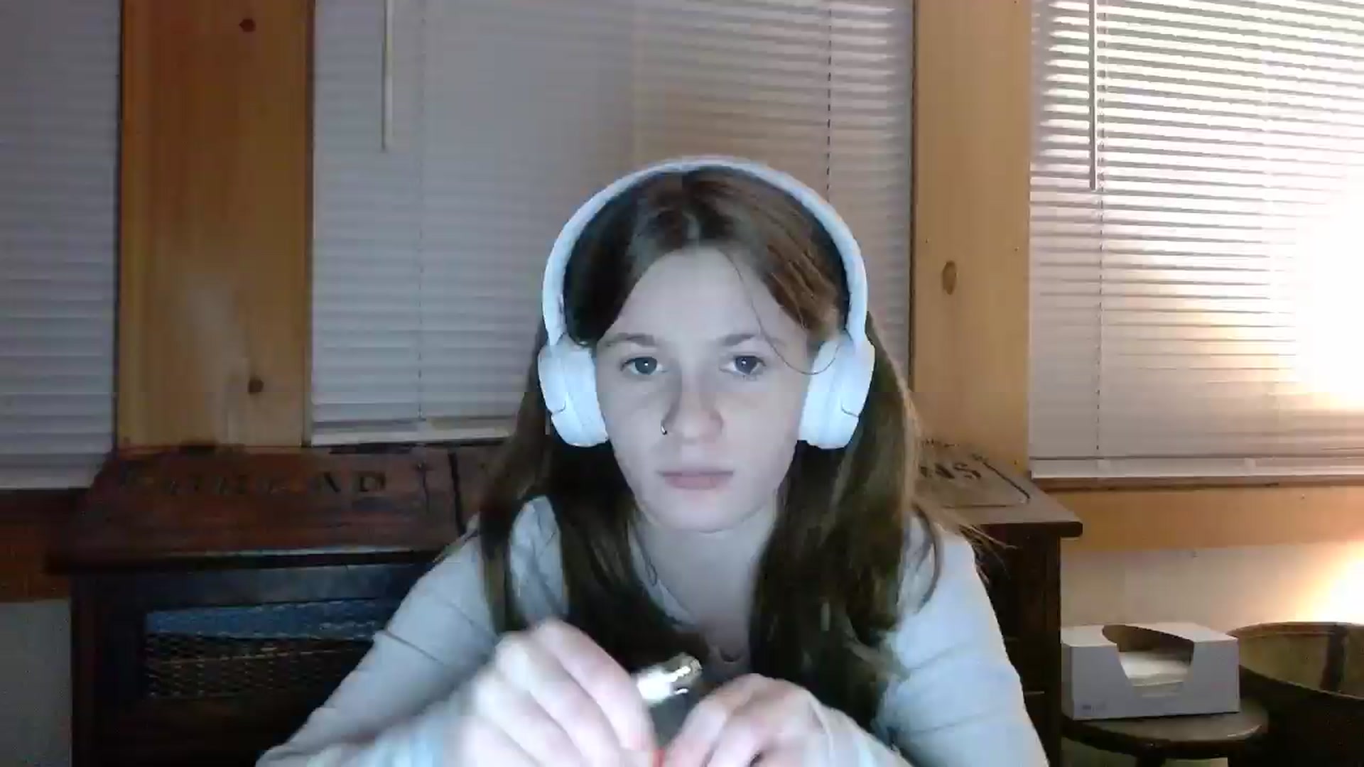 Gallery image thumbnail from sabrinalex's myfreecams stream on, 01/27/2026, 01:32 image 1 of 20