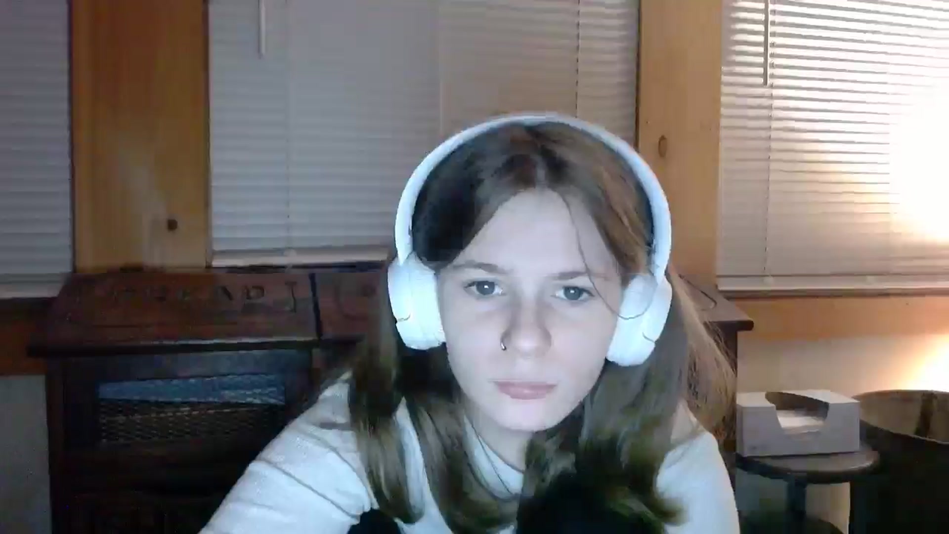 Gallery image thumbnail from sabrinalex's myfreecams stream on, 01/27/2026, 01:32 image 2 of 20