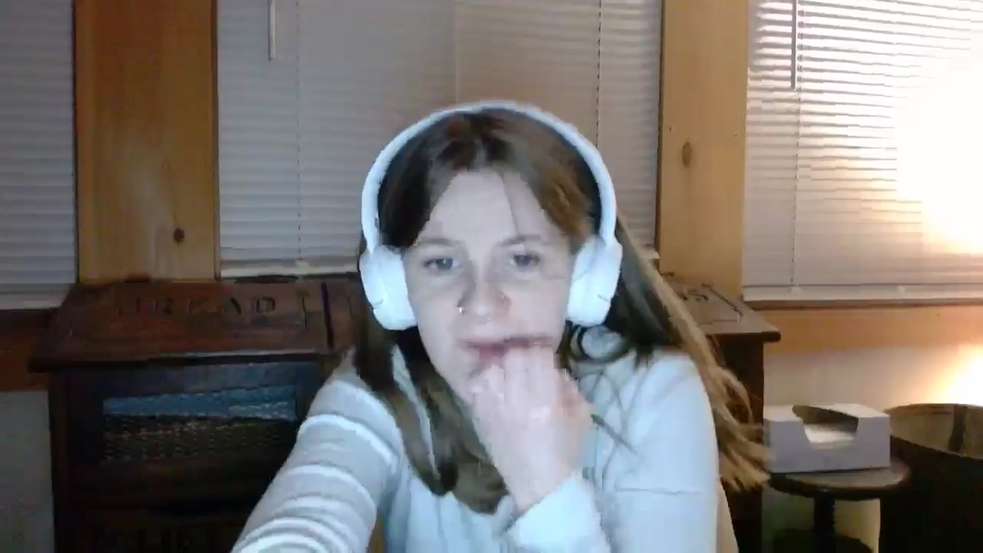 Gallery image thumbnail from sabrinalex's myfreecams stream on, 01/27/2026, 01:32 image 4 of 20