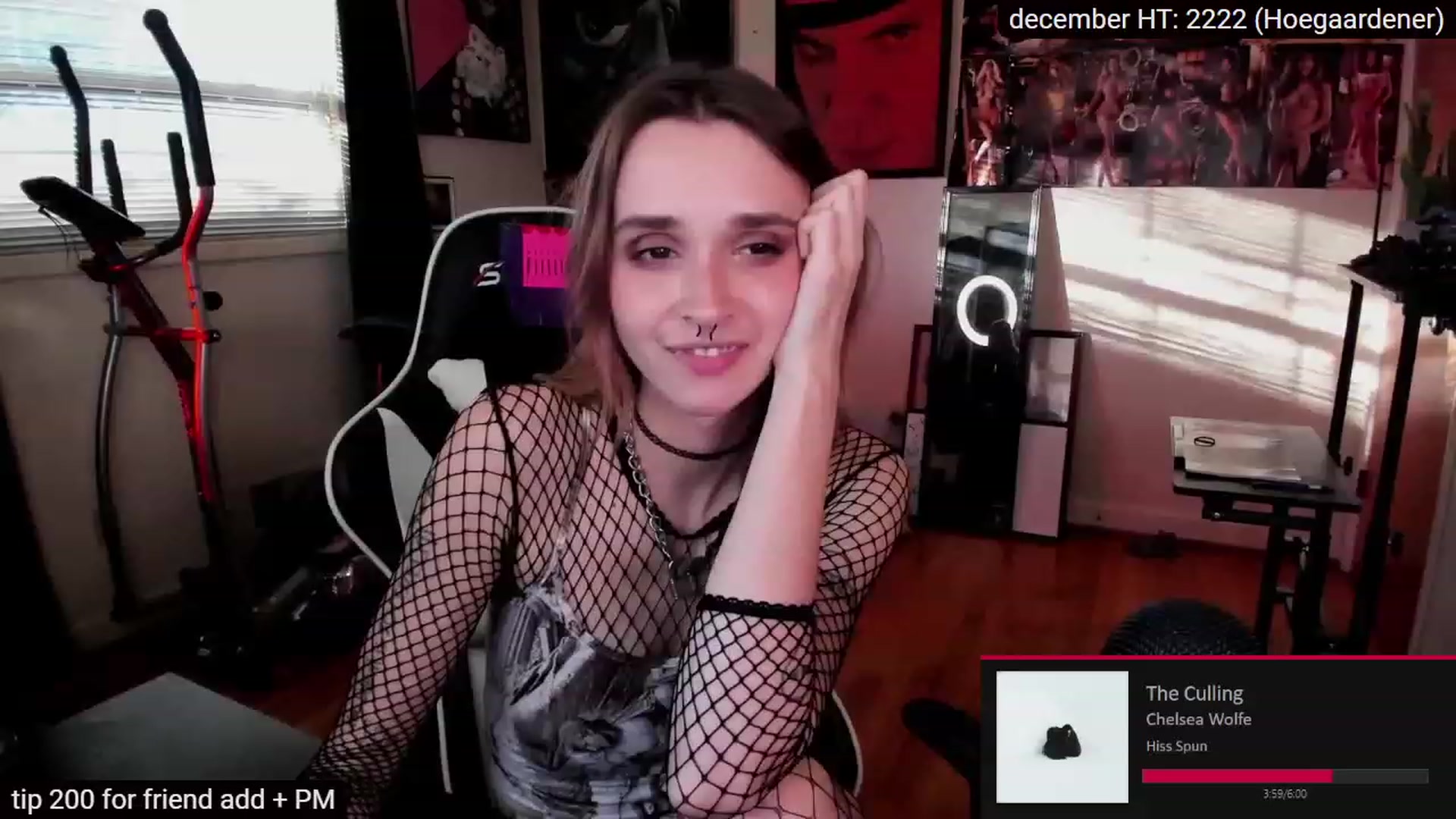 Gallery image thumbnail from sadgrrl's myfreecams stream on, 12/18/2022, 21:07 image 19 of 20