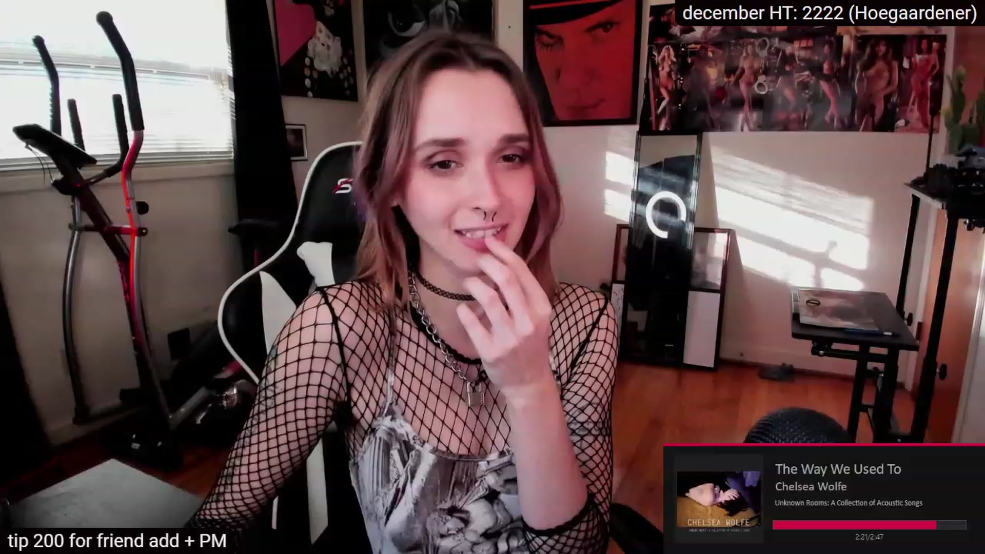 Gallery image thumbnail from sadgrrl's myfreecams stream on, 12/18/2022, 21:07 image 14 of 20