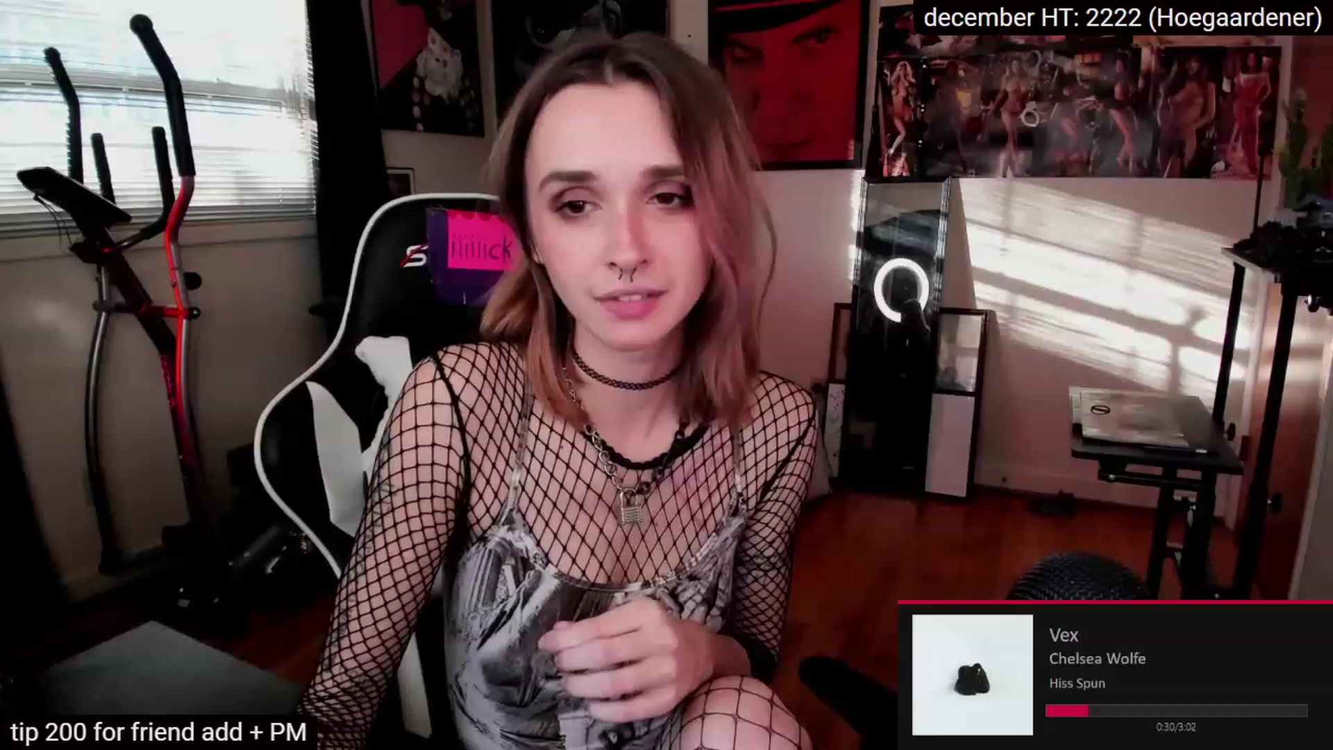 Gallery image thumbnail from sadgrrl's myfreecams stream on, 12/18/2022, 21:07 image 17 of 20