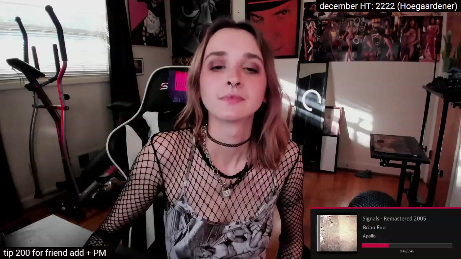 Gallery image thumbnail from sadgrrl's myfreecams stream on, 12/18/2022, 21:07 image 10 of 20