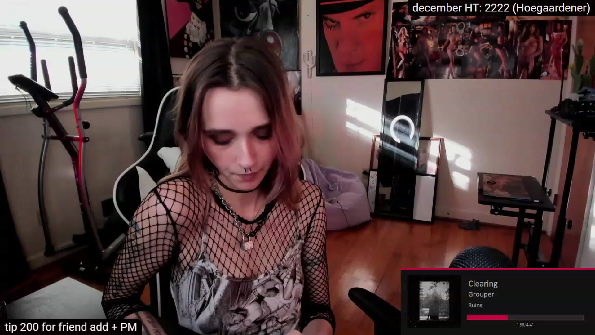 Gallery image thumbnail from sadgrrl's myfreecams stream on, 12/18/2022, 21:07 image 9 of 20
