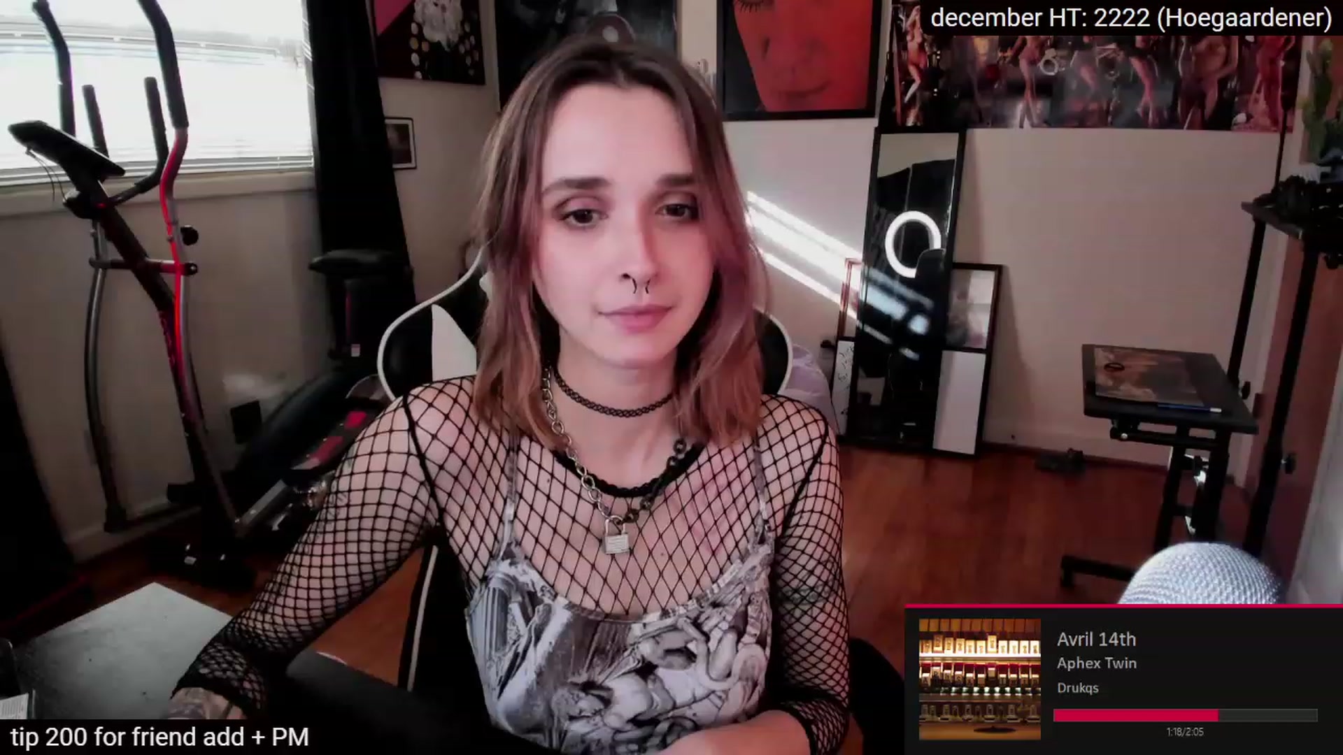 Gallery image thumbnail from sadgrrl's myfreecams stream on, 12/18/2022, 21:07 image 4 of 20