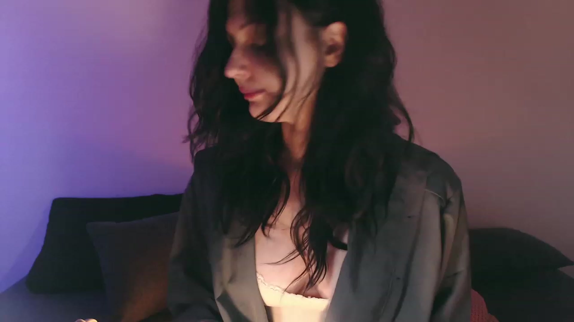 Gallery image thumbnail from sadness's myfreecams stream on, 02/05/2024, 03:23 image 18 of 20