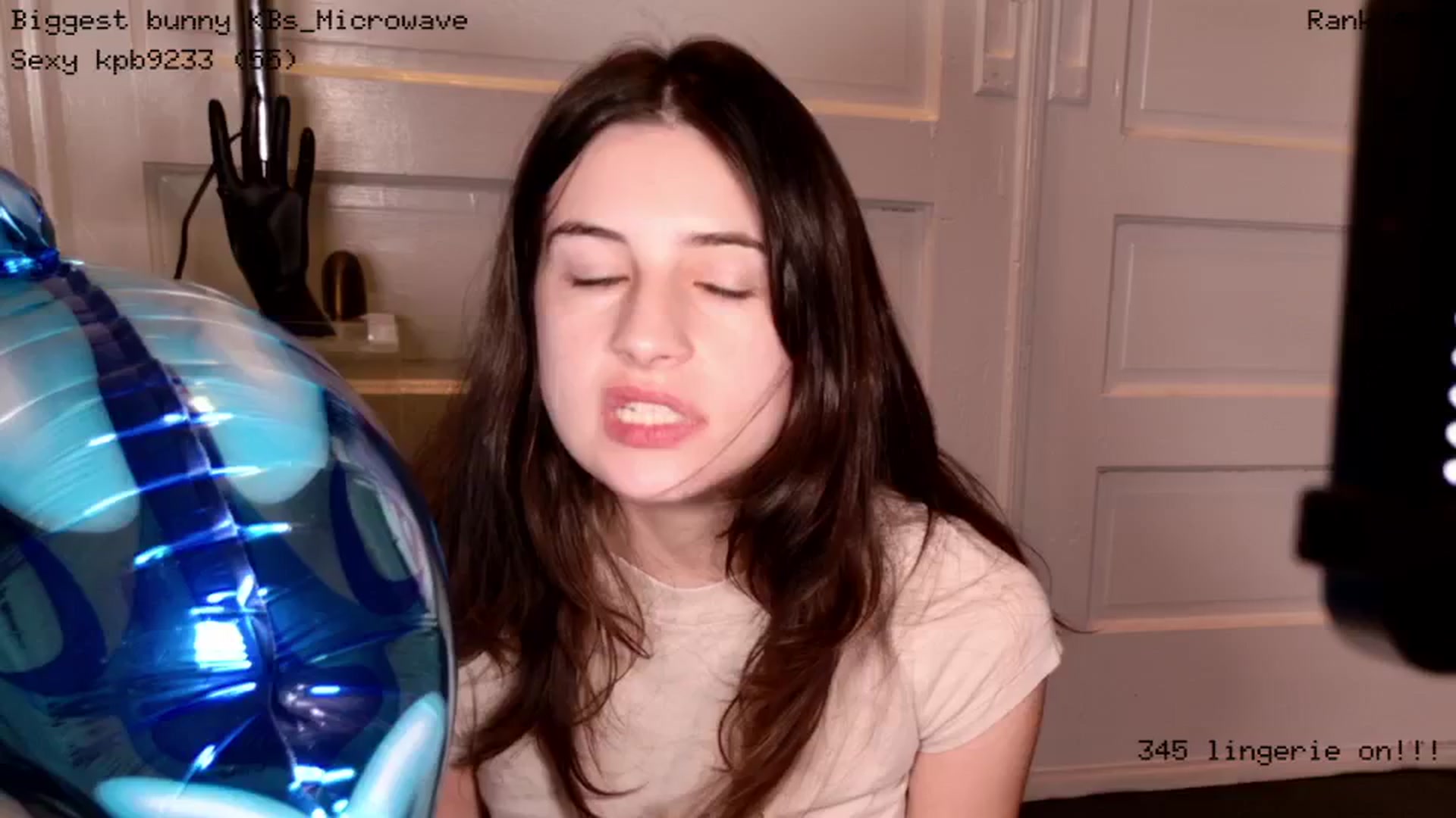 Gallery image thumbnail from sage_bunny's myfreecams stream on, 01/20/2025, 02:28 image 10 of 20