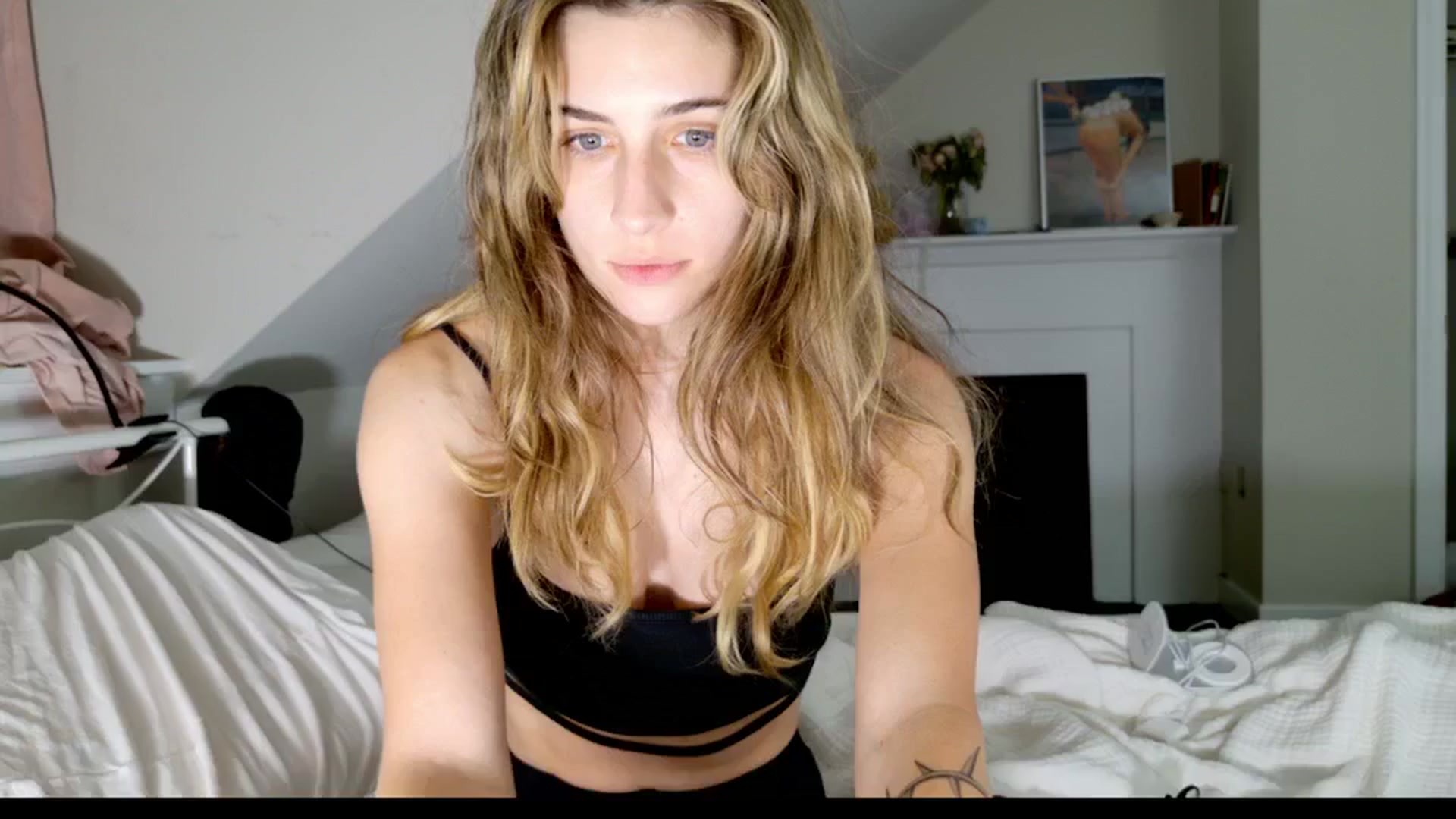 Gallery image thumbnail from sage_bunny's myfreecams stream on, 05/01/2025, 01:37 image 20 of 20
