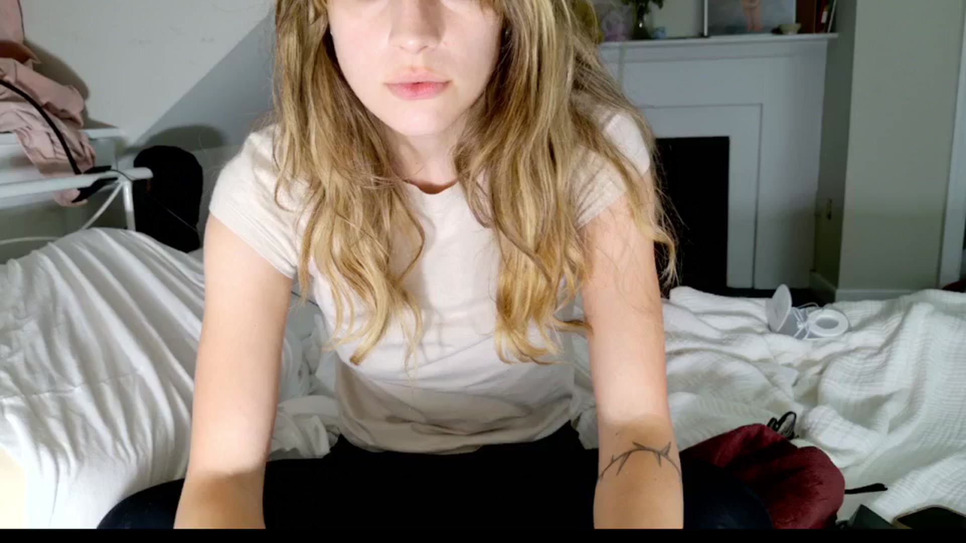 Gallery image thumbnail from sage_bunny's myfreecams stream on, 05/01/2025, 01:37 image 8 of 20