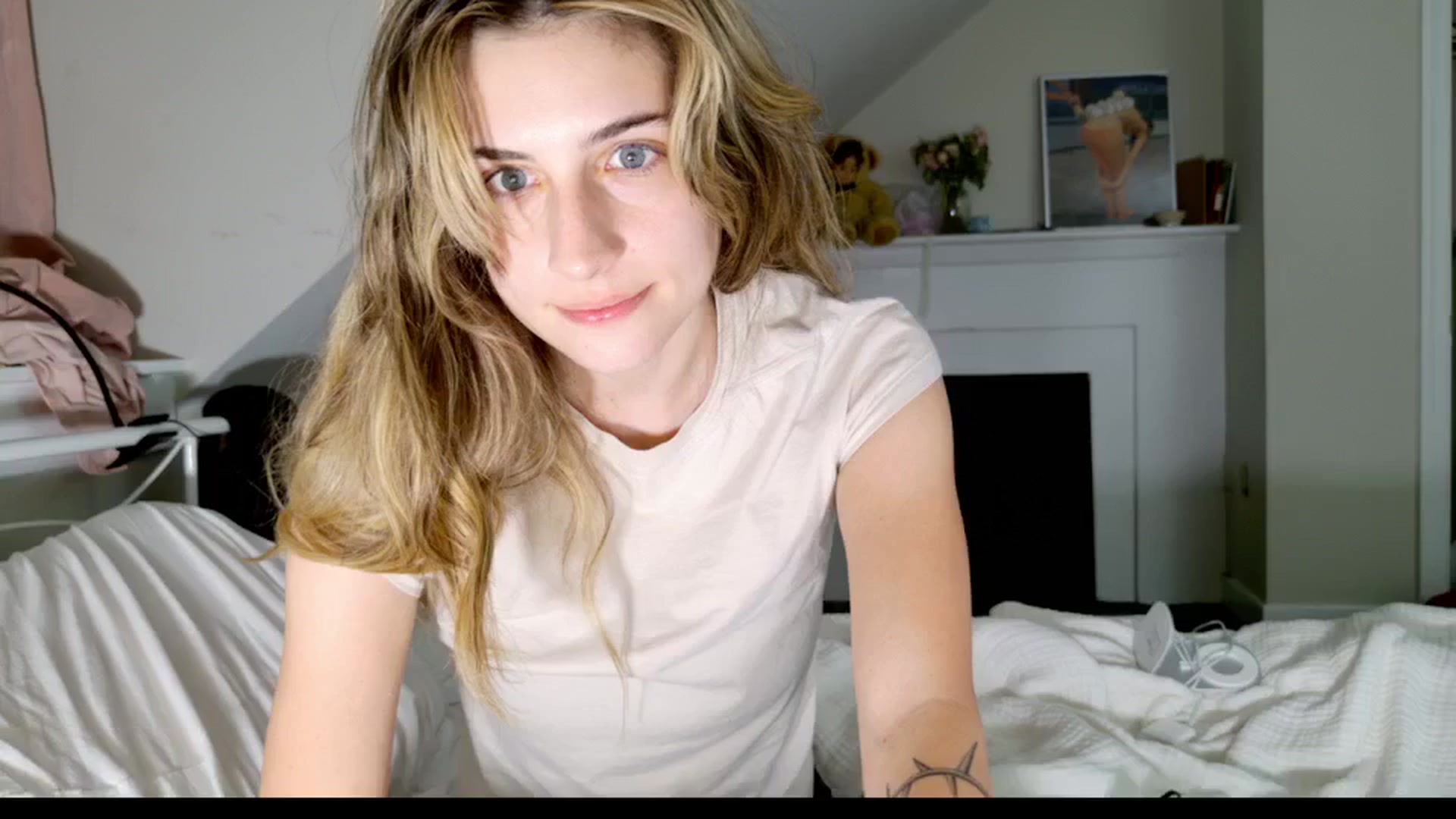 Gallery image thumbnail from sage_bunny's myfreecams stream on, 05/01/2025, 01:37 image 14 of 20