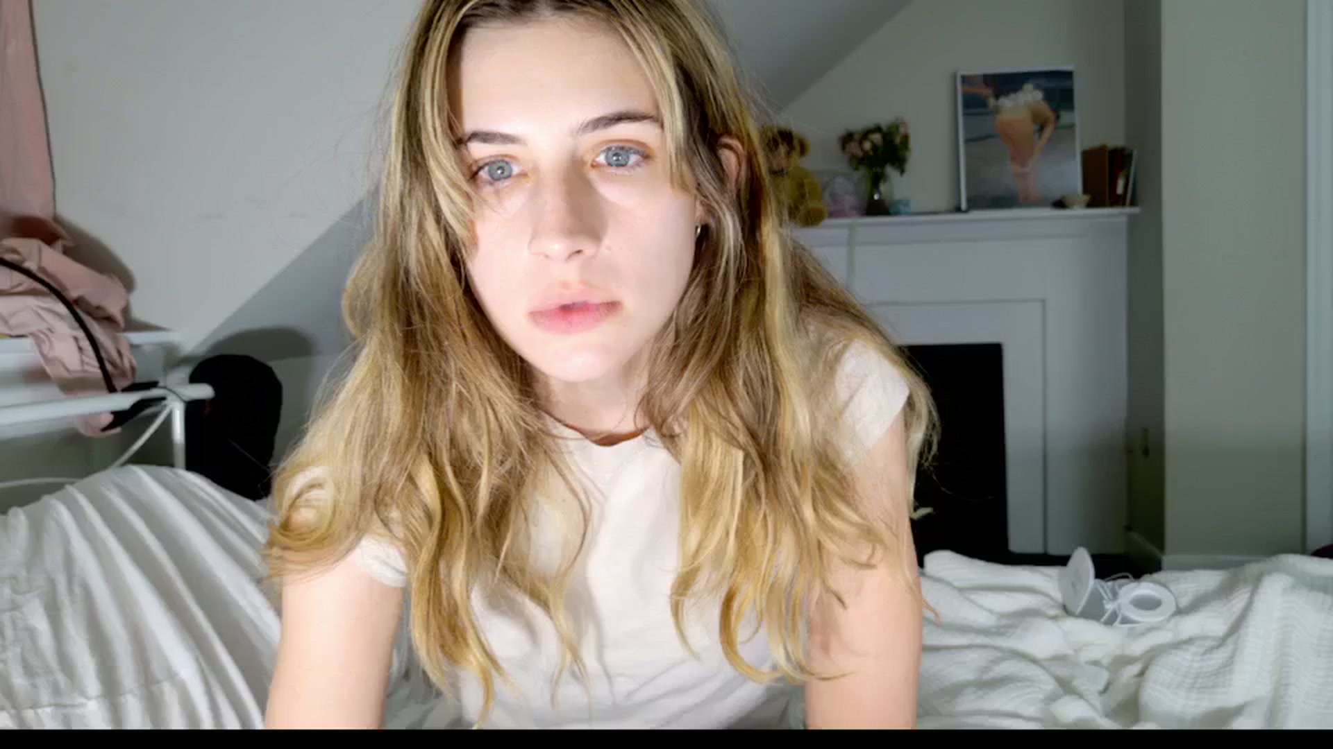 Gallery image thumbnail from sage_bunny's myfreecams stream on, 05/01/2025, 01:37 image 12 of 20