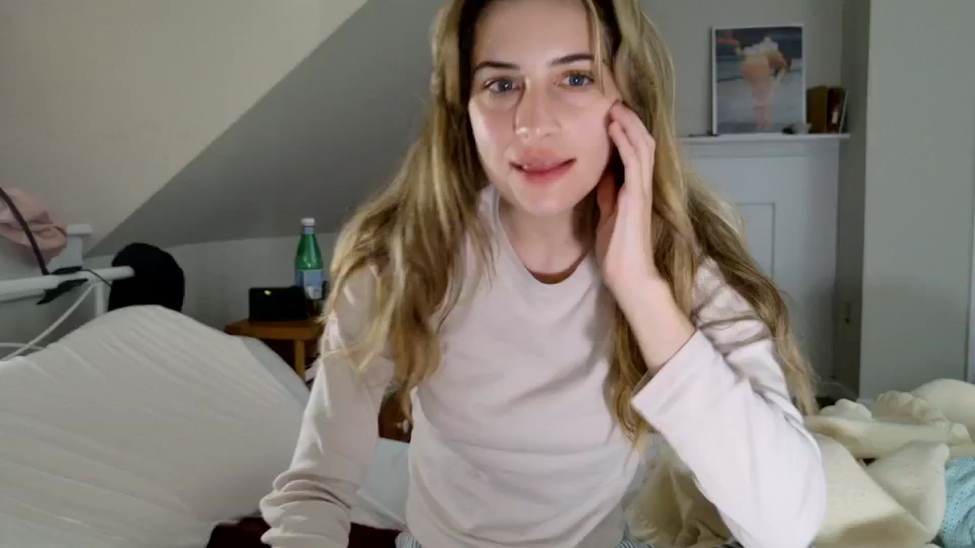 Gallery image thumbnail from sage_bunny's myfreecams stream on, 05/08/2025, 02:55 image 2 of 20