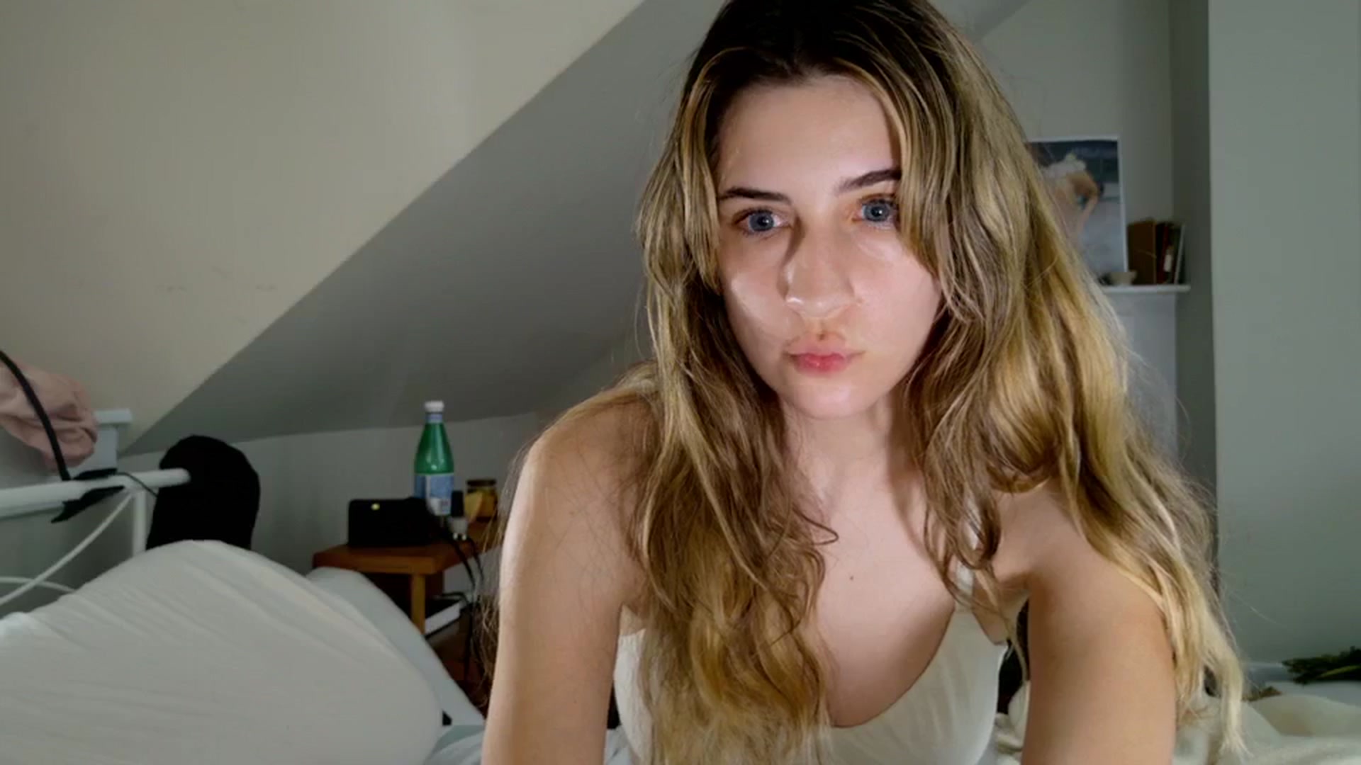 Gallery image thumbnail from sage_bunny's myfreecams stream on, 05/08/2025, 05:59 image 2 of 20