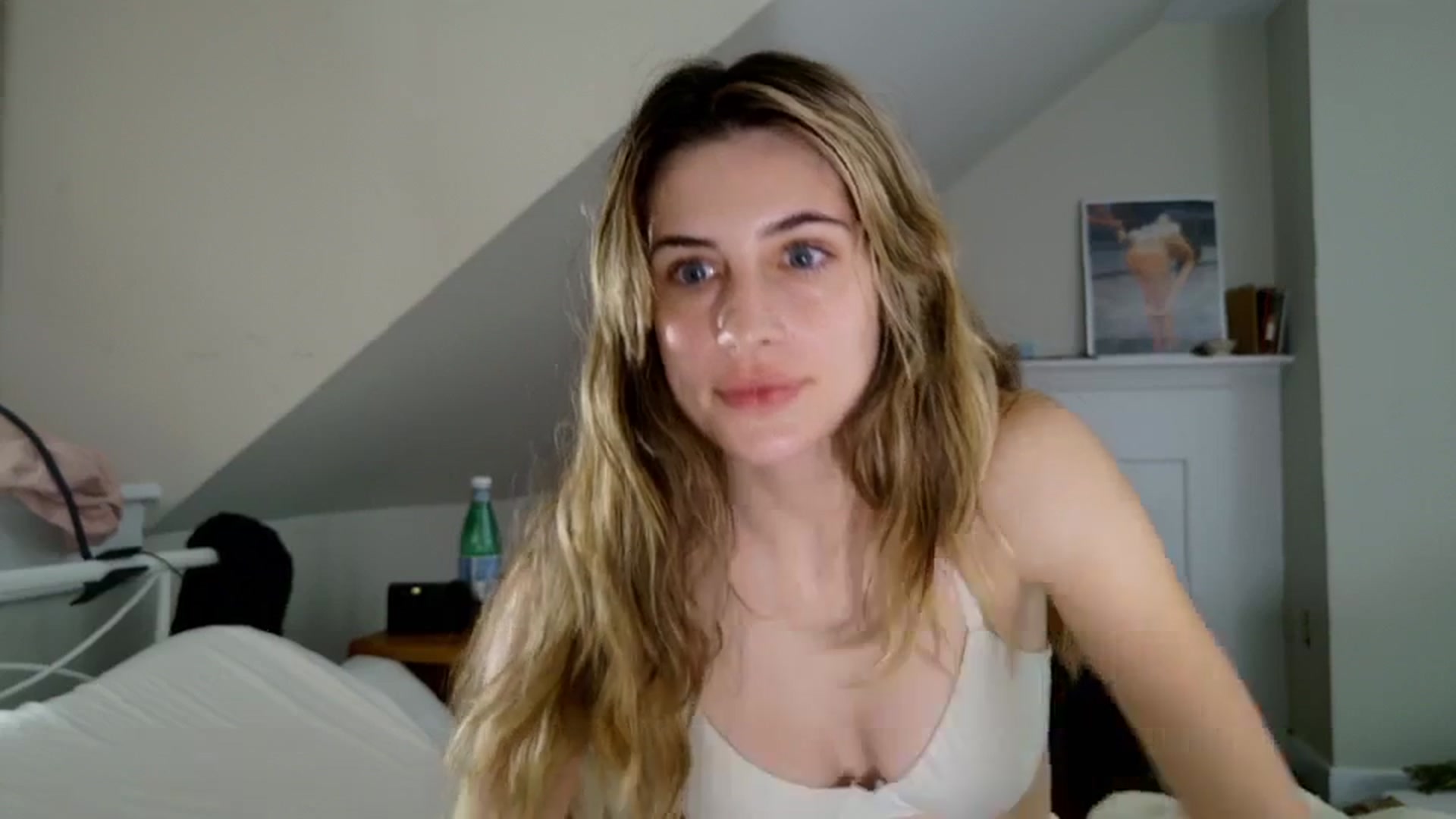 Gallery image thumbnail from sage_bunny's myfreecams stream on, 05/08/2025, 05:59 image 6 of 20