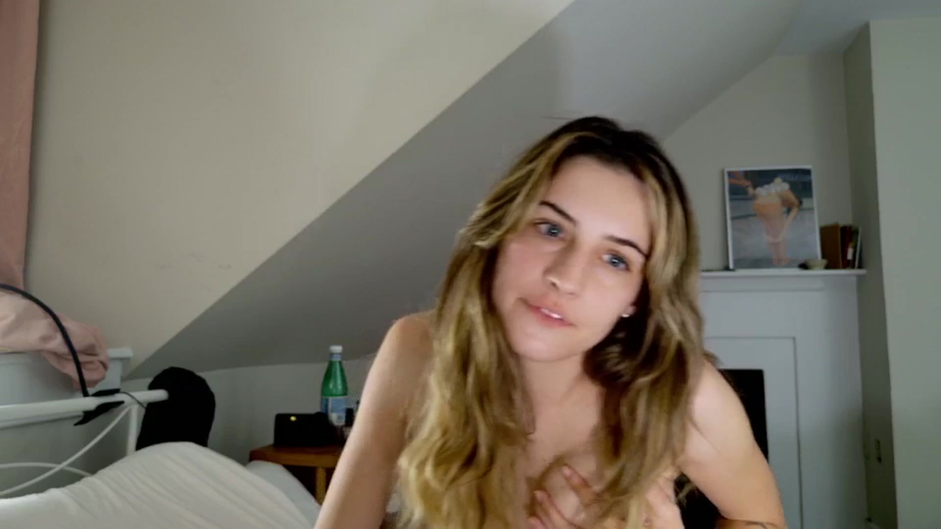 Gallery image thumbnail from sage_bunny's myfreecams stream on, 05/08/2025, 05:59 image 17 of 20