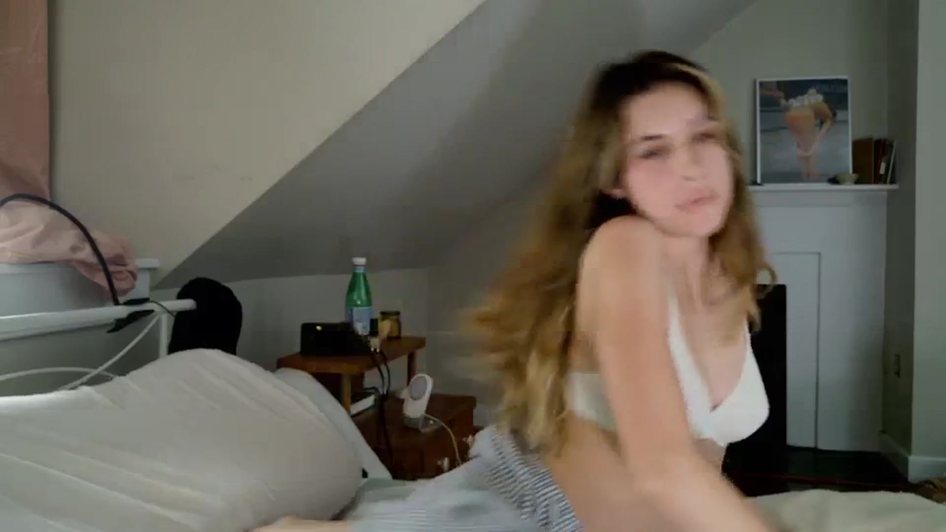 Gallery image thumbnail from sage_bunny's myfreecams stream on, 05/08/2025, 05:59 image 15 of 20