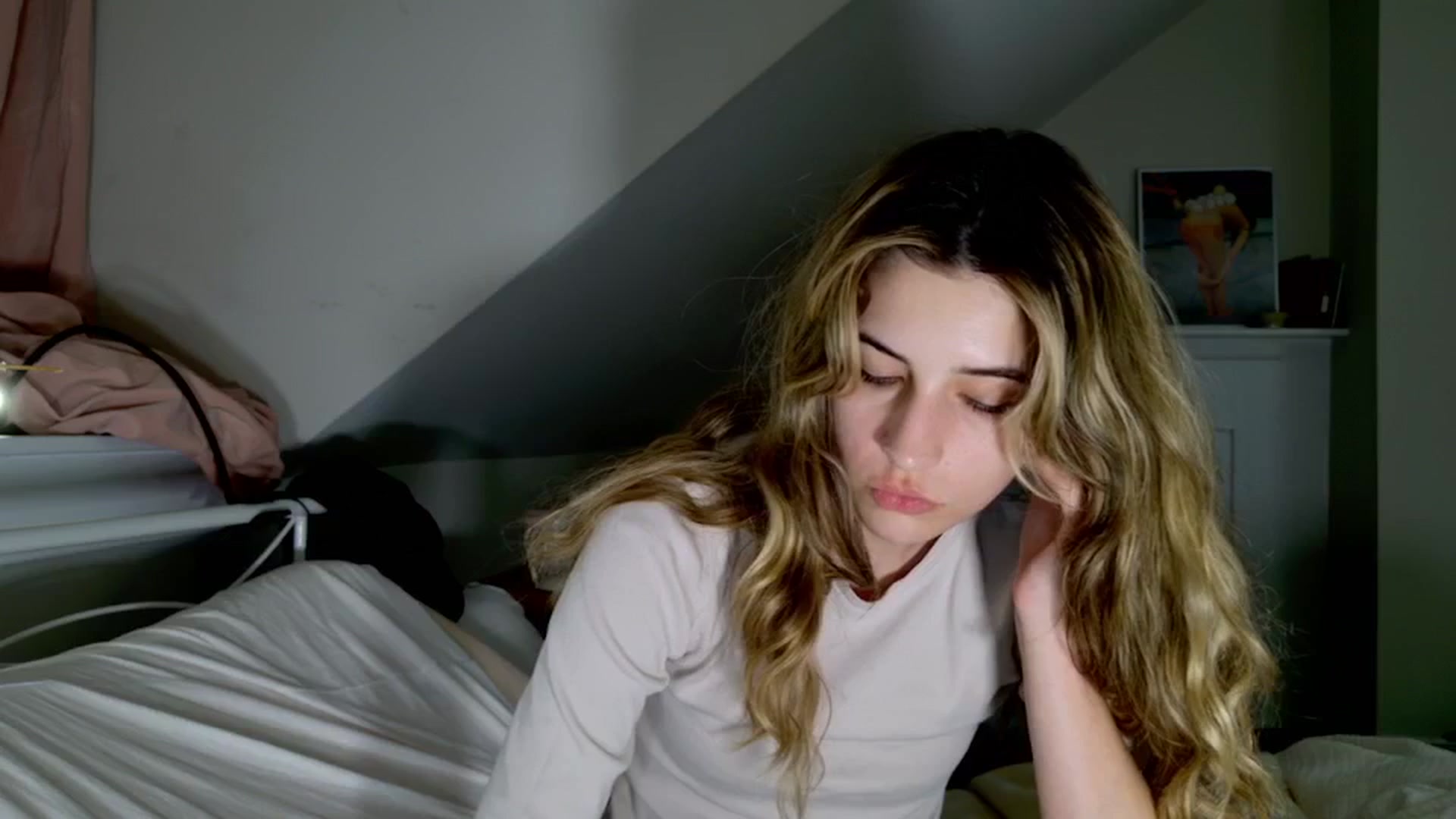 Gallery image thumbnail from sage_bunny's myfreecams stream on, 05/10/2025, 04:13 image 13 of 20