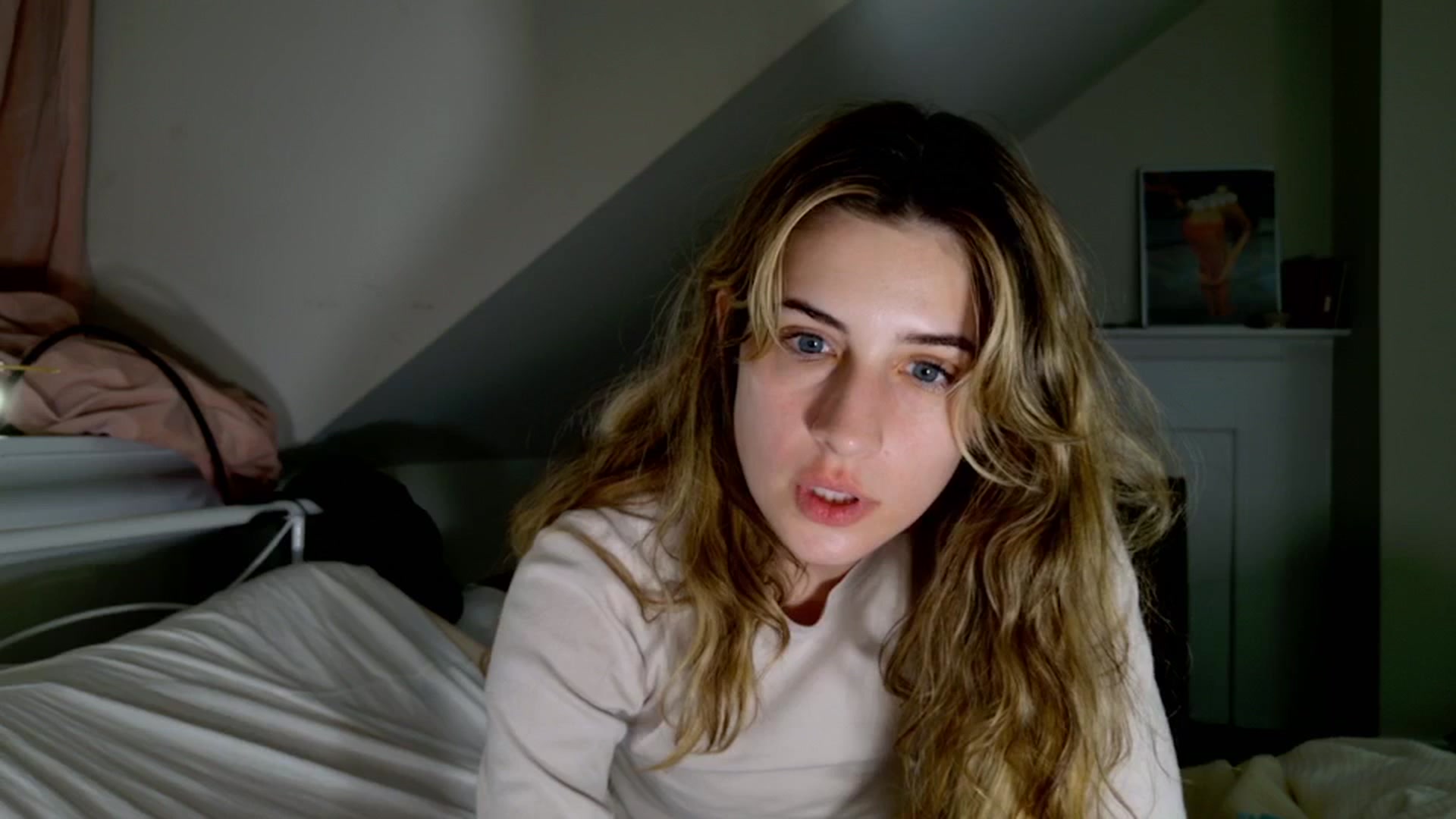 Gallery image thumbnail from sage_bunny's myfreecams stream on, 05/10/2025, 04:13 image 12 of 20