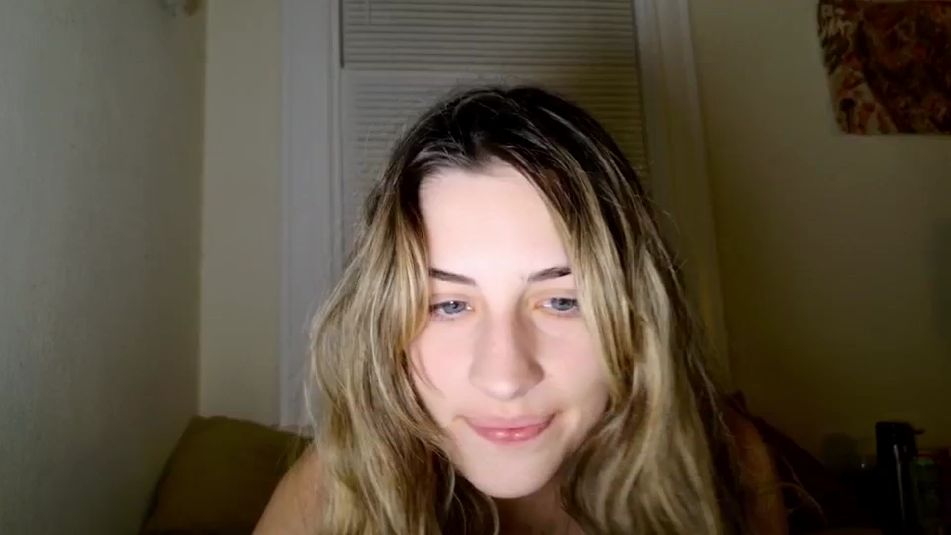Gallery image thumbnail from sage_bunny's myfreecams stream on, 06/28/2025, 04:35 image 9 of 20