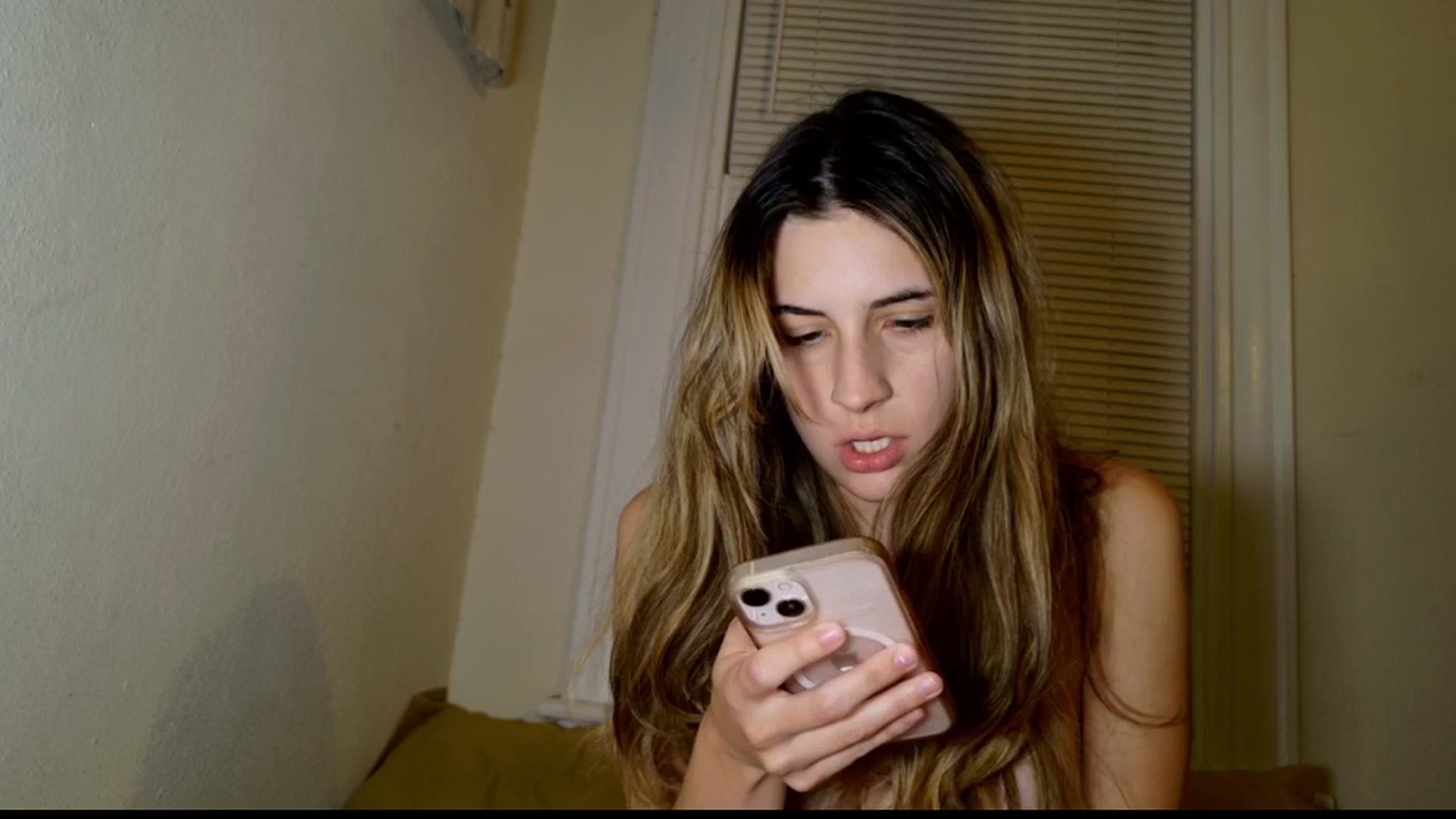 Gallery image thumbnail from sage_bunny's myfreecams stream on, 07/08/2025, 01:17 image 20 of 20