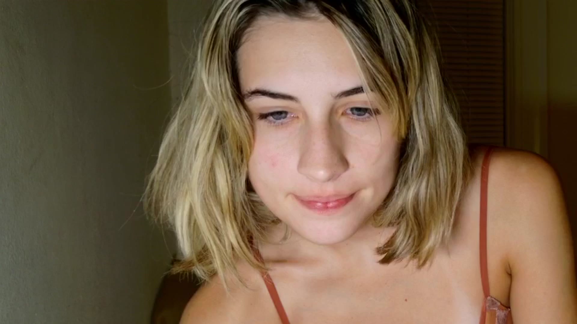 Gallery image thumbnail from sage_bunny's myfreecams stream on, 09/04/2025, 04:44 image 17 of 20