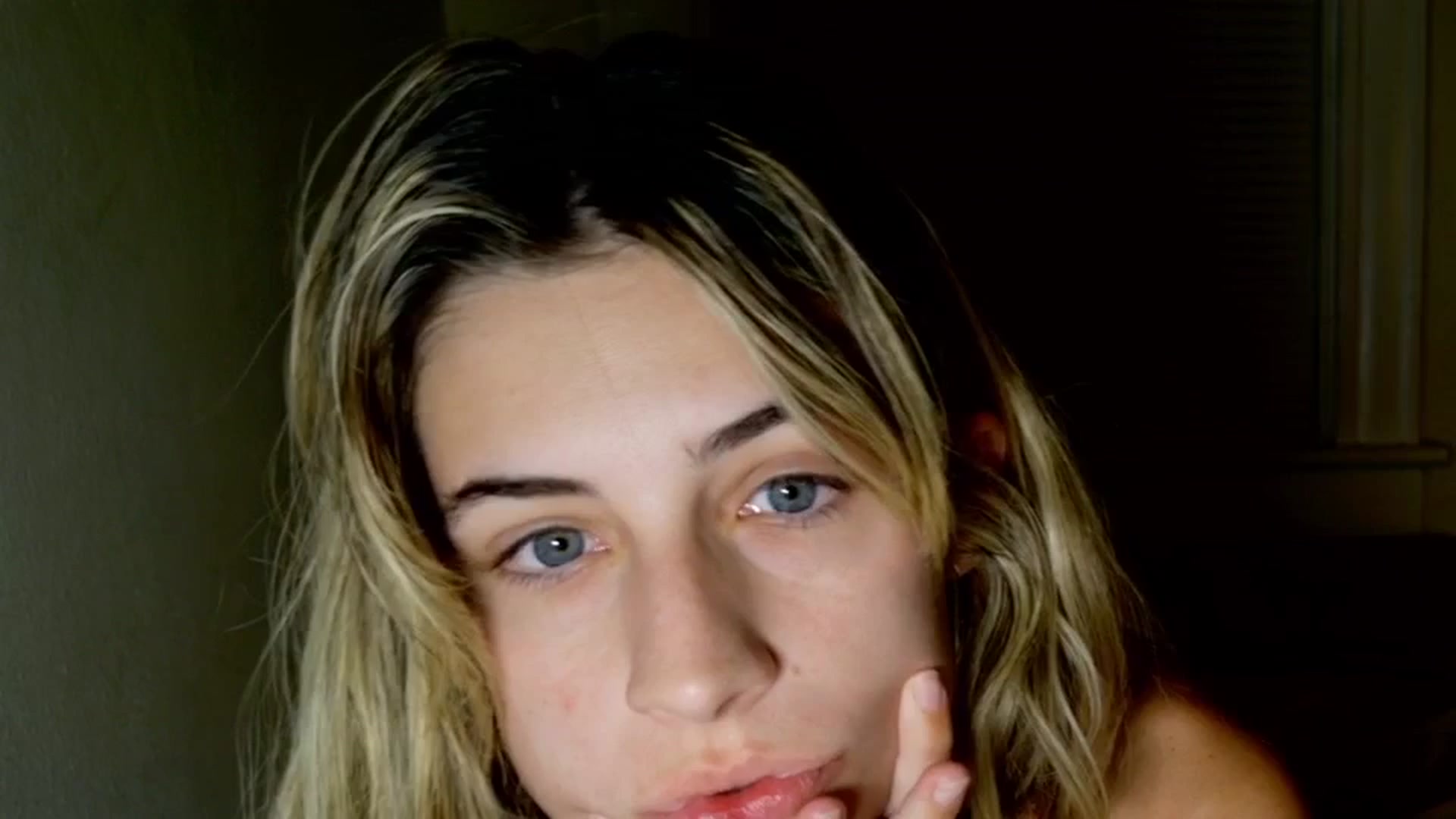 Gallery image thumbnail from sage_bunny's myfreecams stream on, 09/04/2025, 05:19 image 6 of 20