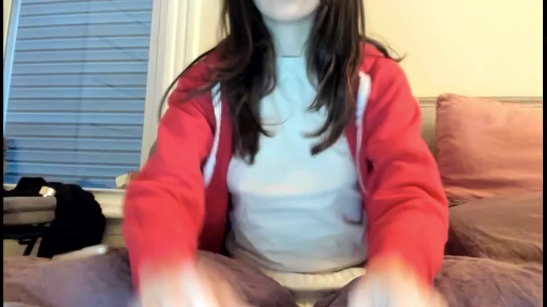 Gallery image thumbnail from sagebunny1's myfreecams stream on, 01/05/2025, 23:07 image 8 of 20