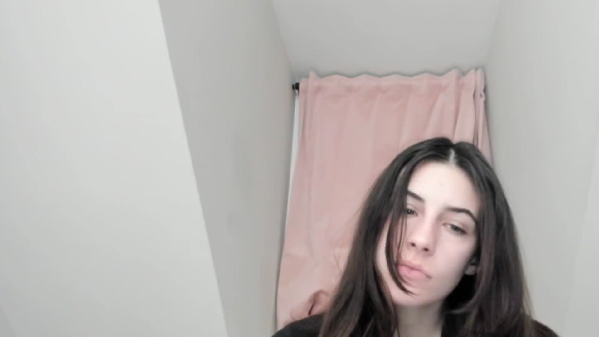 Gallery image thumbnail from sagebunny1's myfreecams stream on, 01/12/2025, 08:07 image 8 of 20