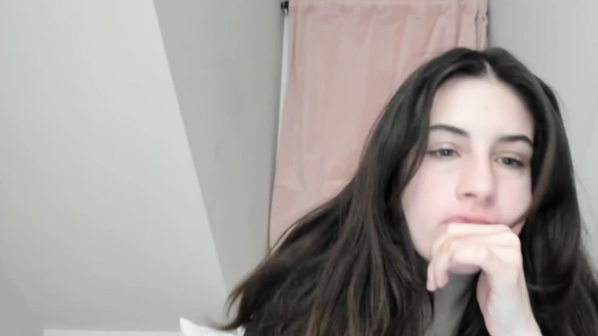 Gallery image thumbnail from sagebunny1's myfreecams stream on, 01/12/2025, 08:07 image 4 of 20