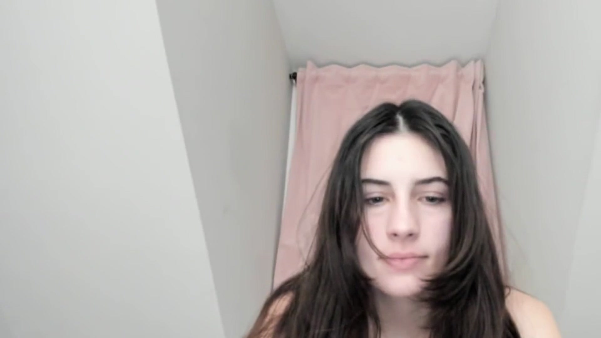 Gallery image thumbnail from sagebunny1's myfreecams stream on, 01/12/2025, 08:07 image 19 of 20