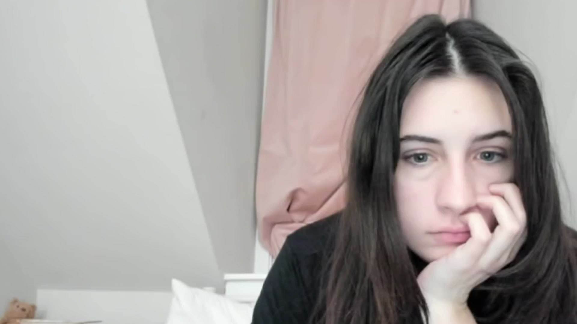 Gallery image thumbnail from sagebunny1's myfreecams stream on, 01/12/2025, 08:07 image 2 of 20