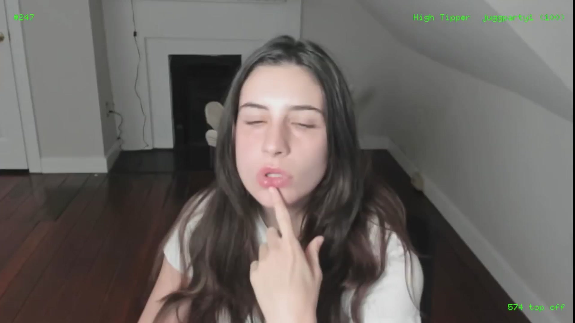 Gallery image thumbnail from sagebunny1's myfreecams stream on, 01/12/2025, 22:59 image 15 of 20
