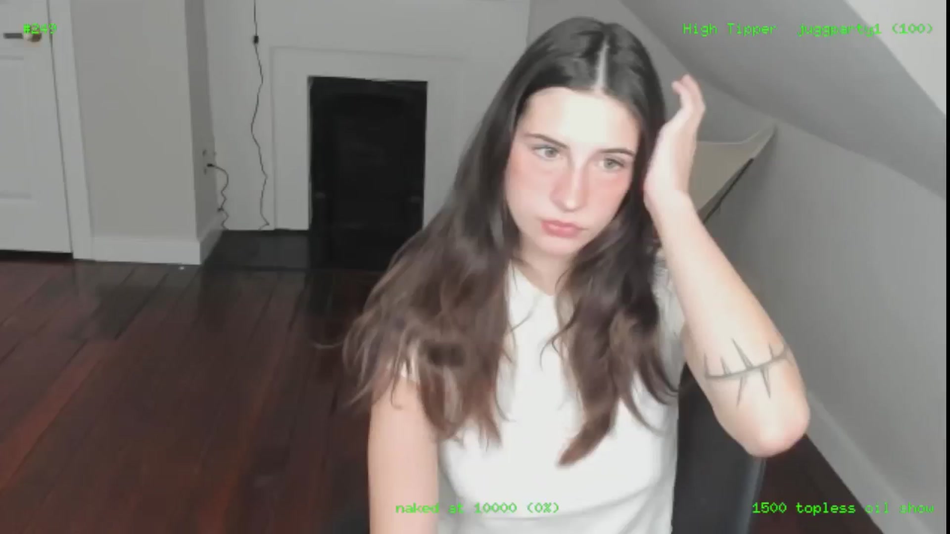 Gallery image thumbnail from sagebunny1's myfreecams stream on, 01/13/2025, 02:28 image 2 of 20
