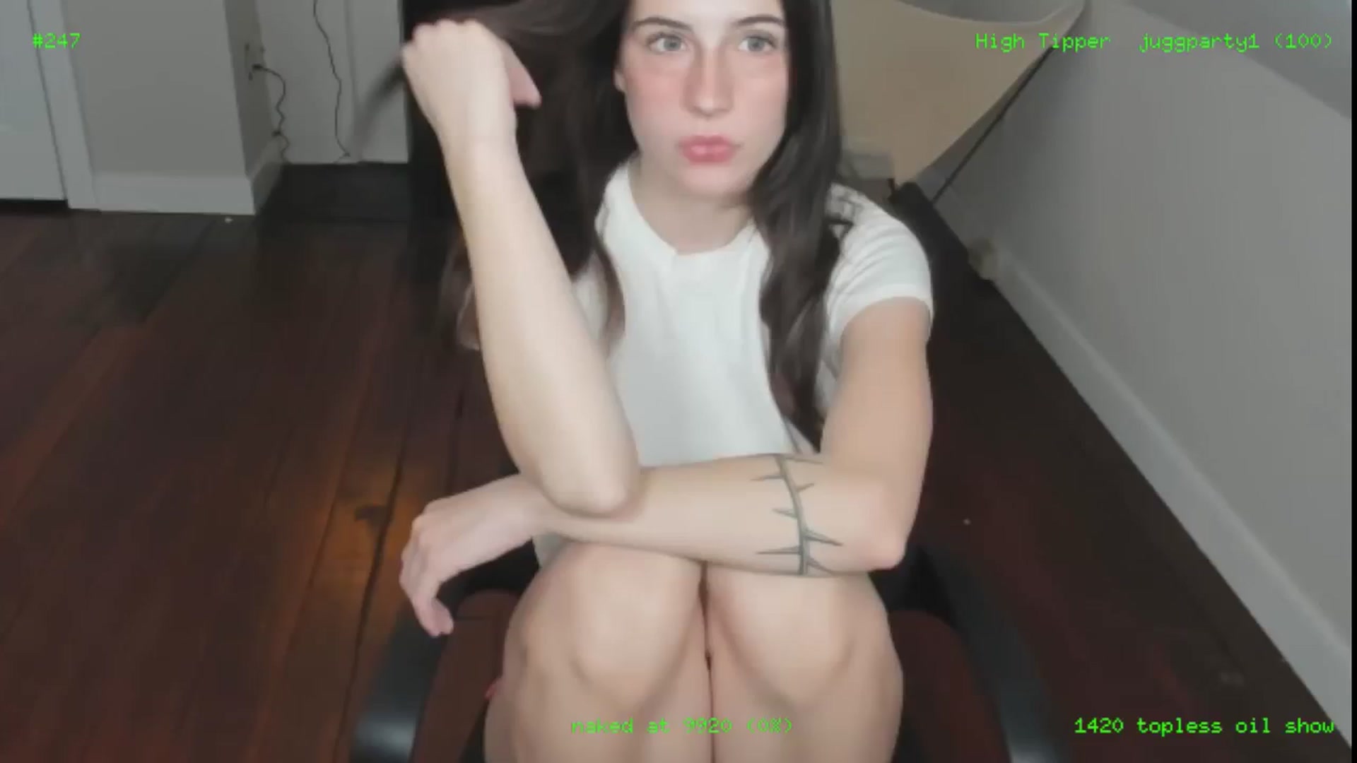 Gallery image thumbnail from sagebunny1's myfreecams stream on, 01/13/2025, 02:28 image 8 of 20
