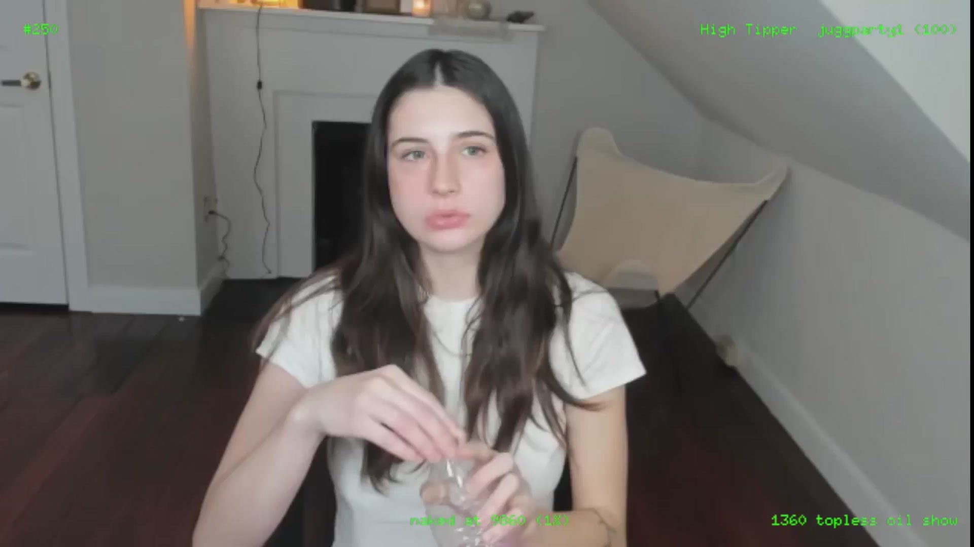 Gallery image thumbnail from sagebunny1's myfreecams stream on, 01/13/2025, 02:28 image 18 of 20