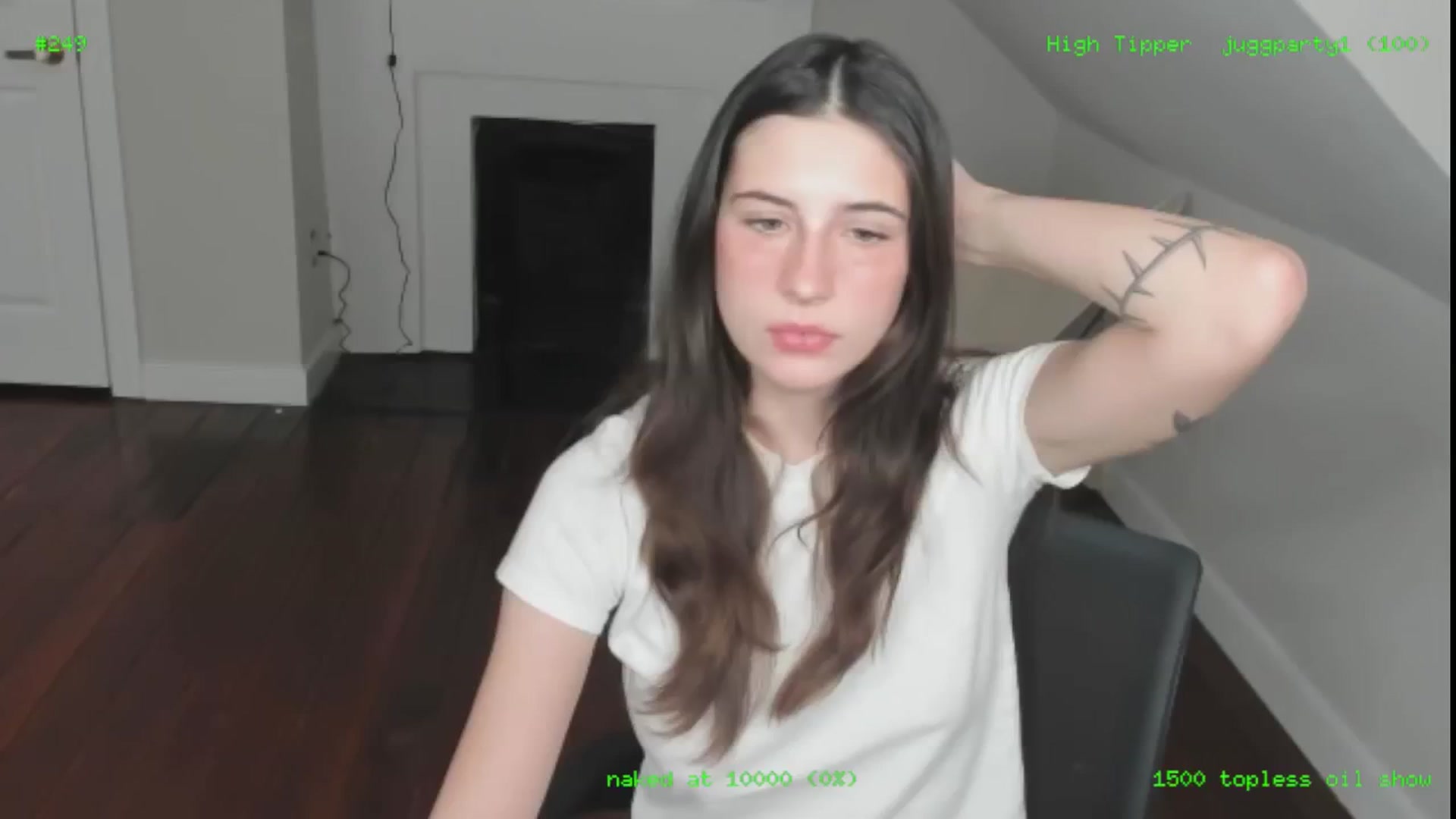 Gallery image thumbnail from sagebunny1's myfreecams stream on, 01/13/2025, 02:28 image 1 of 20