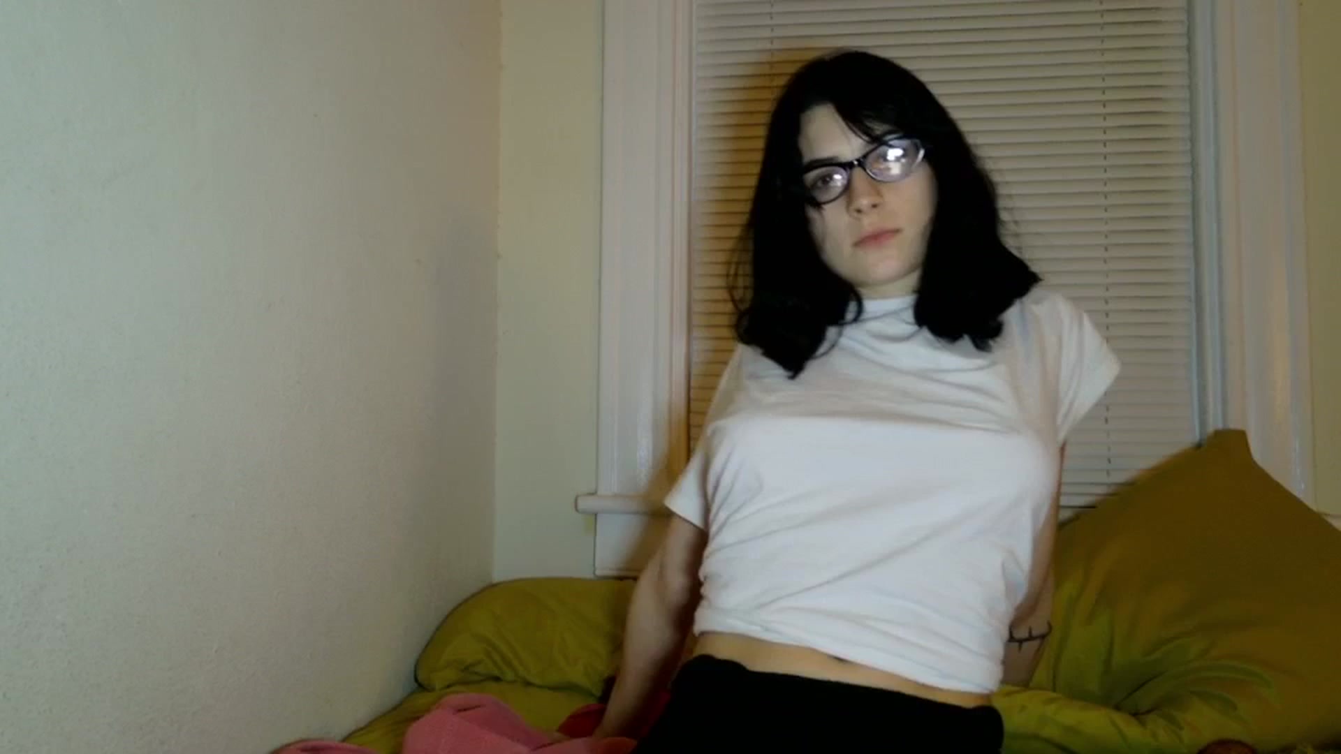 Gallery image thumbnail from sagerains's myfreecams stream on, 01/14/2026, 05:14 image 19 of 20