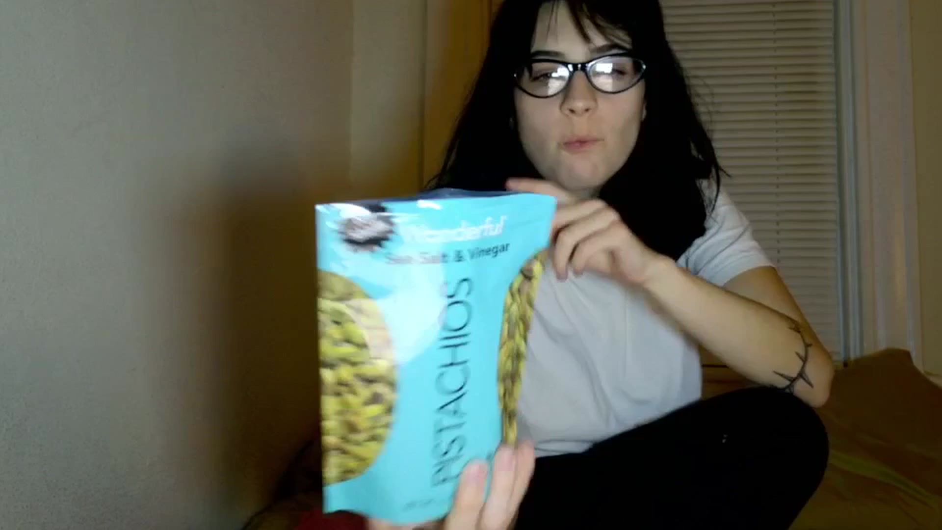 Gallery image thumbnail from sagerains's myfreecams stream on, 01/14/2026, 05:58 image 5 of 20