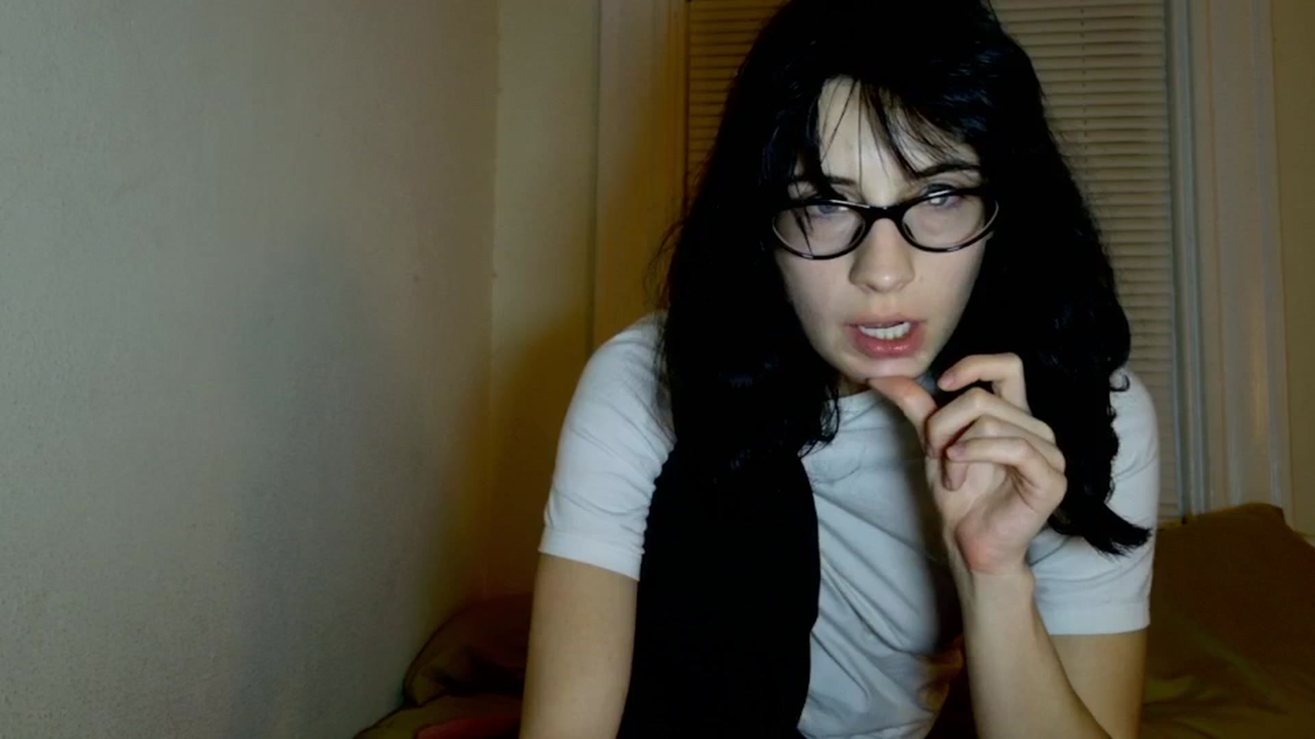 Gallery image thumbnail from sagerains's myfreecams stream on, 01/14/2026, 05:58 image 19 of 20
