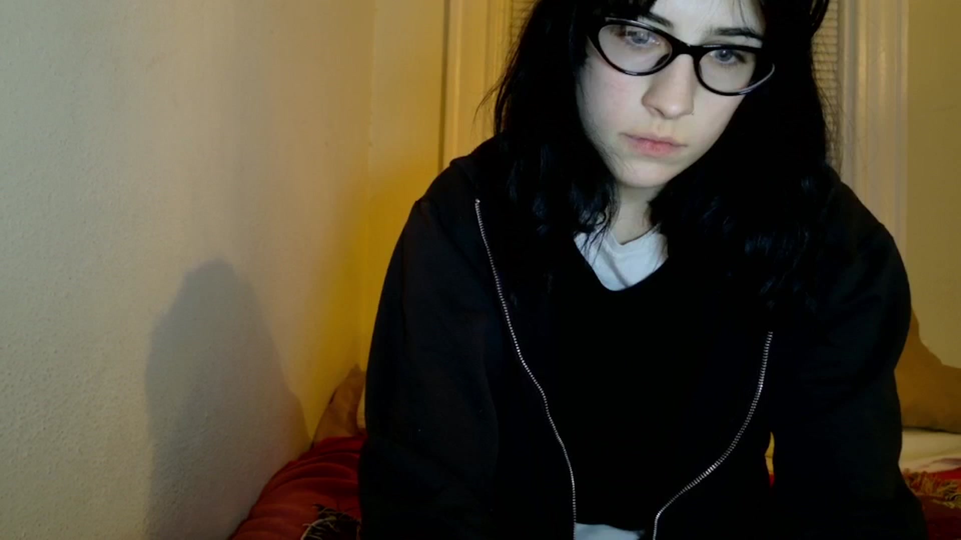 Gallery image thumbnail from sagerains's myfreecams stream on, 01/21/2026, 06:10 image 9 of 20