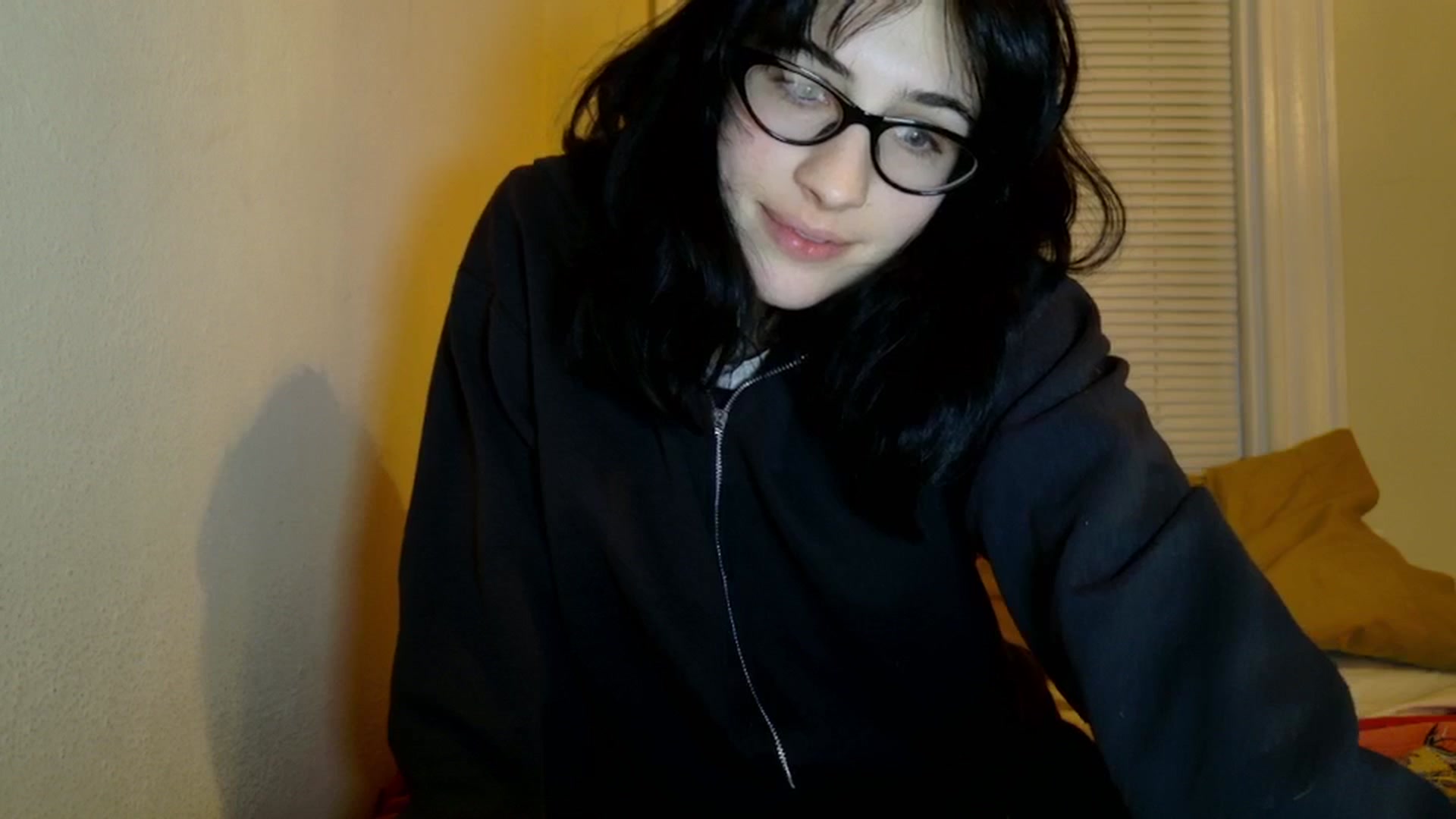 Gallery image thumbnail from sagerains's myfreecams stream on, 01/21/2026, 06:10 image 13 of 20