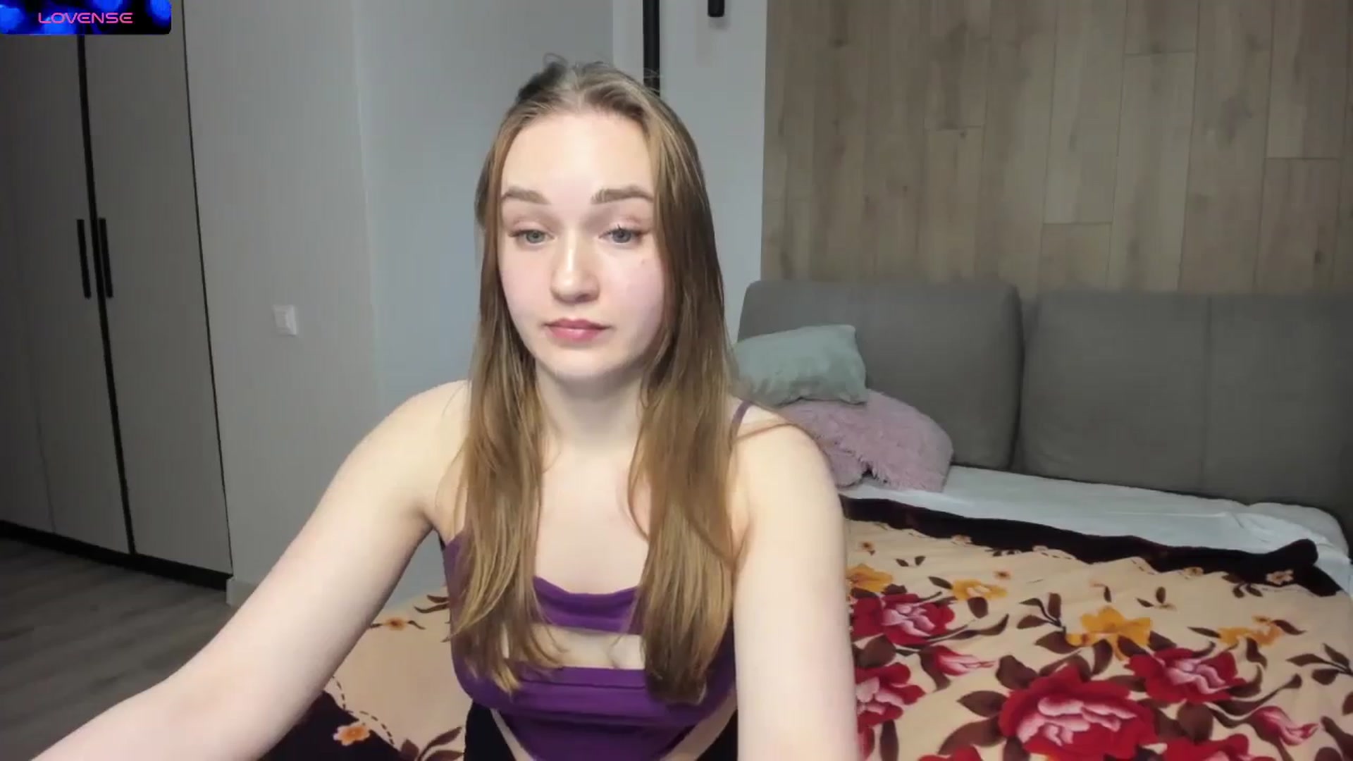 Gallery image thumbnail from samantamoons's myfreecams stream on, 02/18/2024, 21:39 image 10 of 20